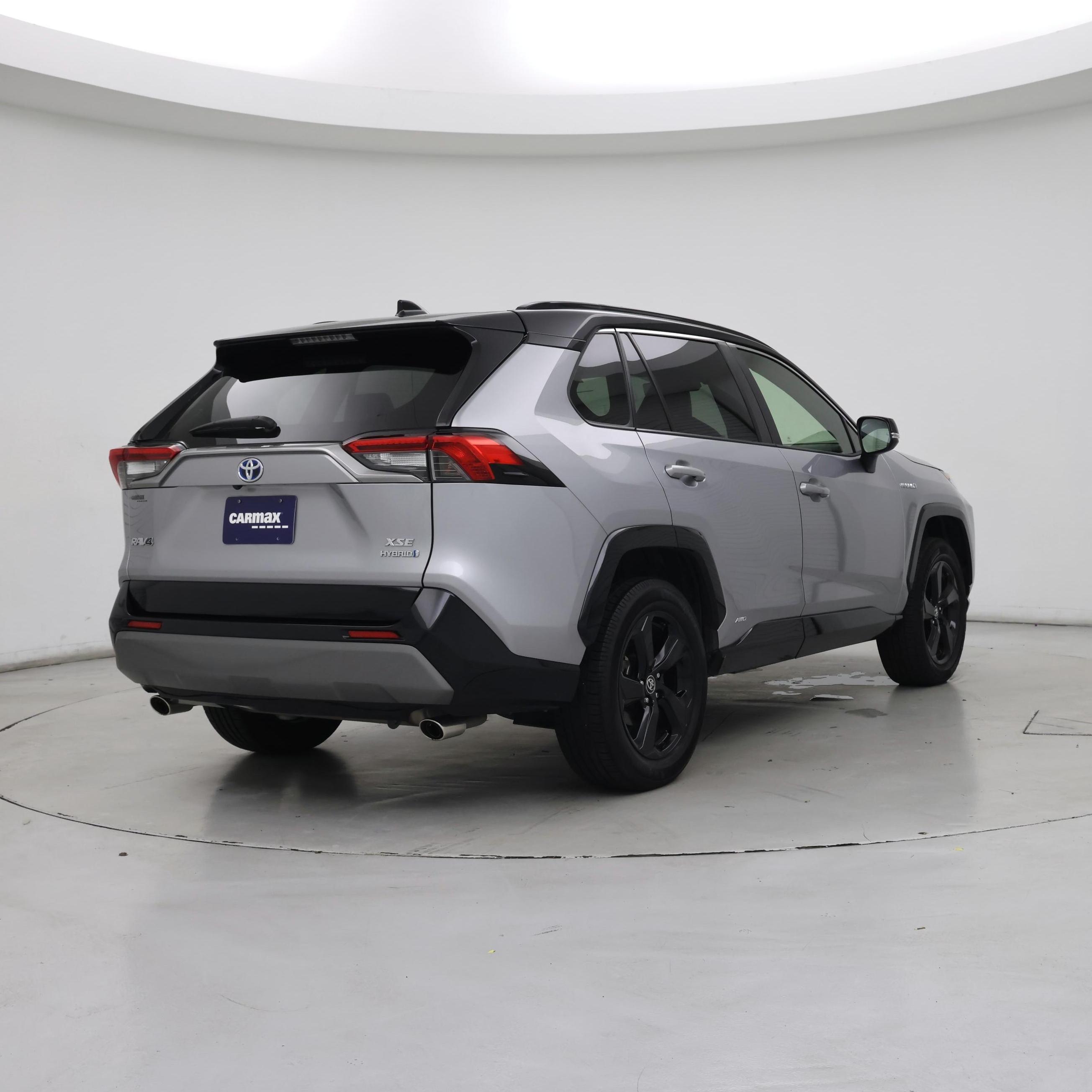 Thumbnail: 2020 Toyota RAV4 - 8