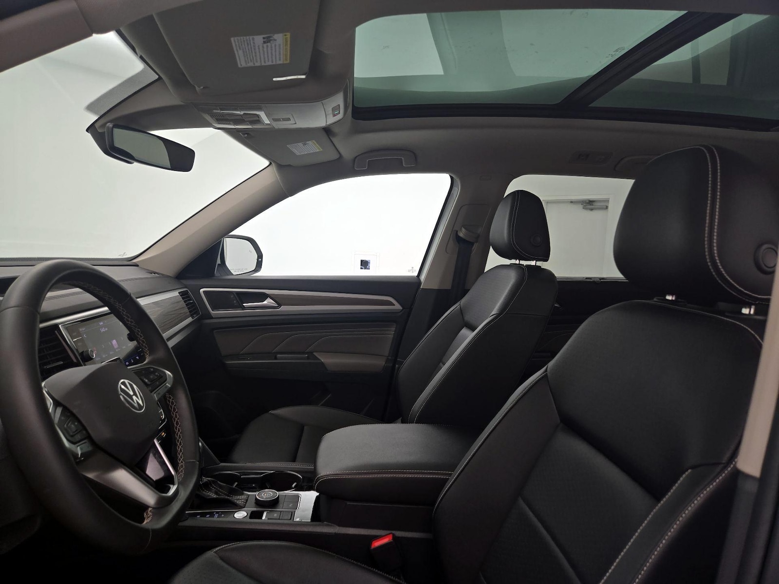 2023 Volkswagen Atlas SEL - Photo 21