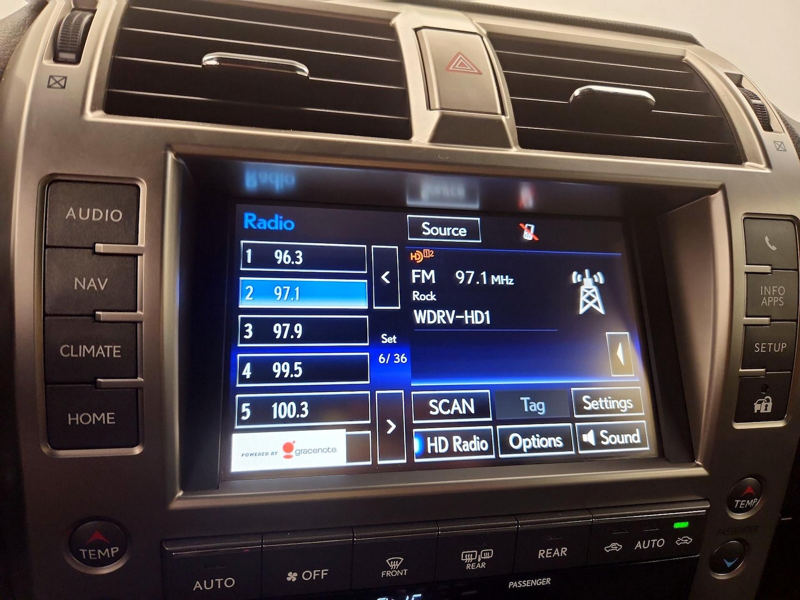 2020 Lexus GX PREMIUM - Photo 17
