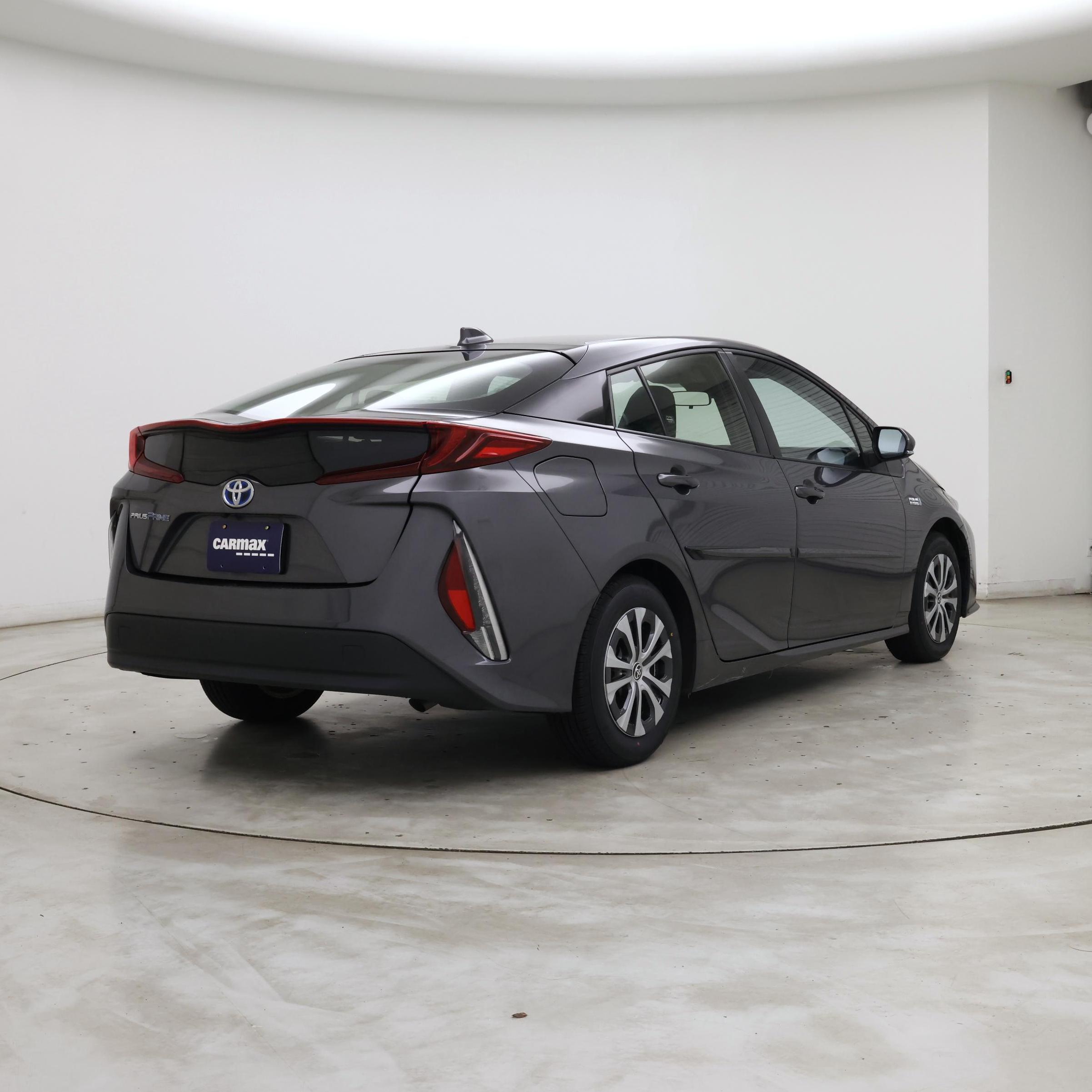 Thumbnail: 2021 Toyota Prius Prime - 8