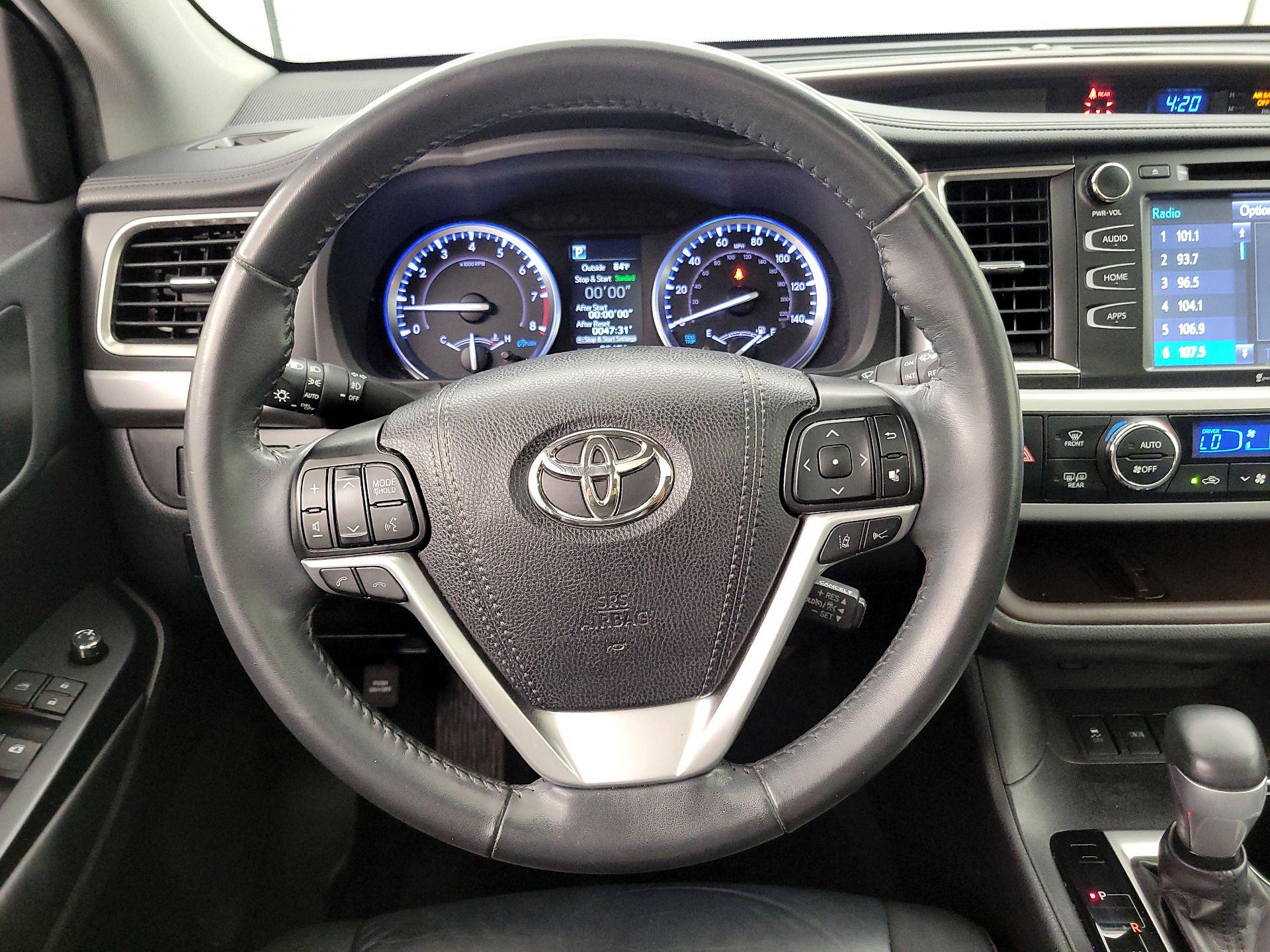 Thumbnail: 2019 Toyota Highlander - 10