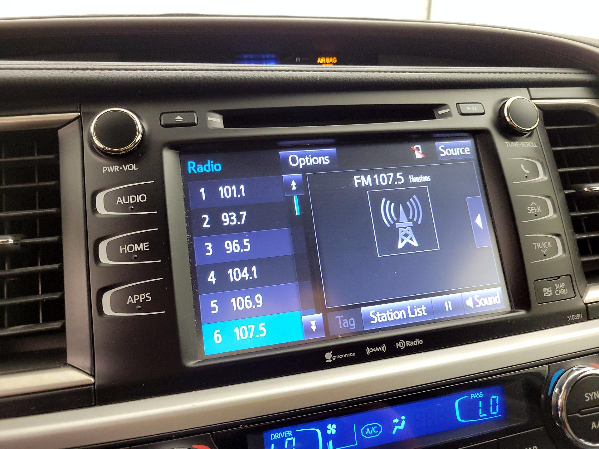 Thumbnail: 2019 Toyota Highlander - 15