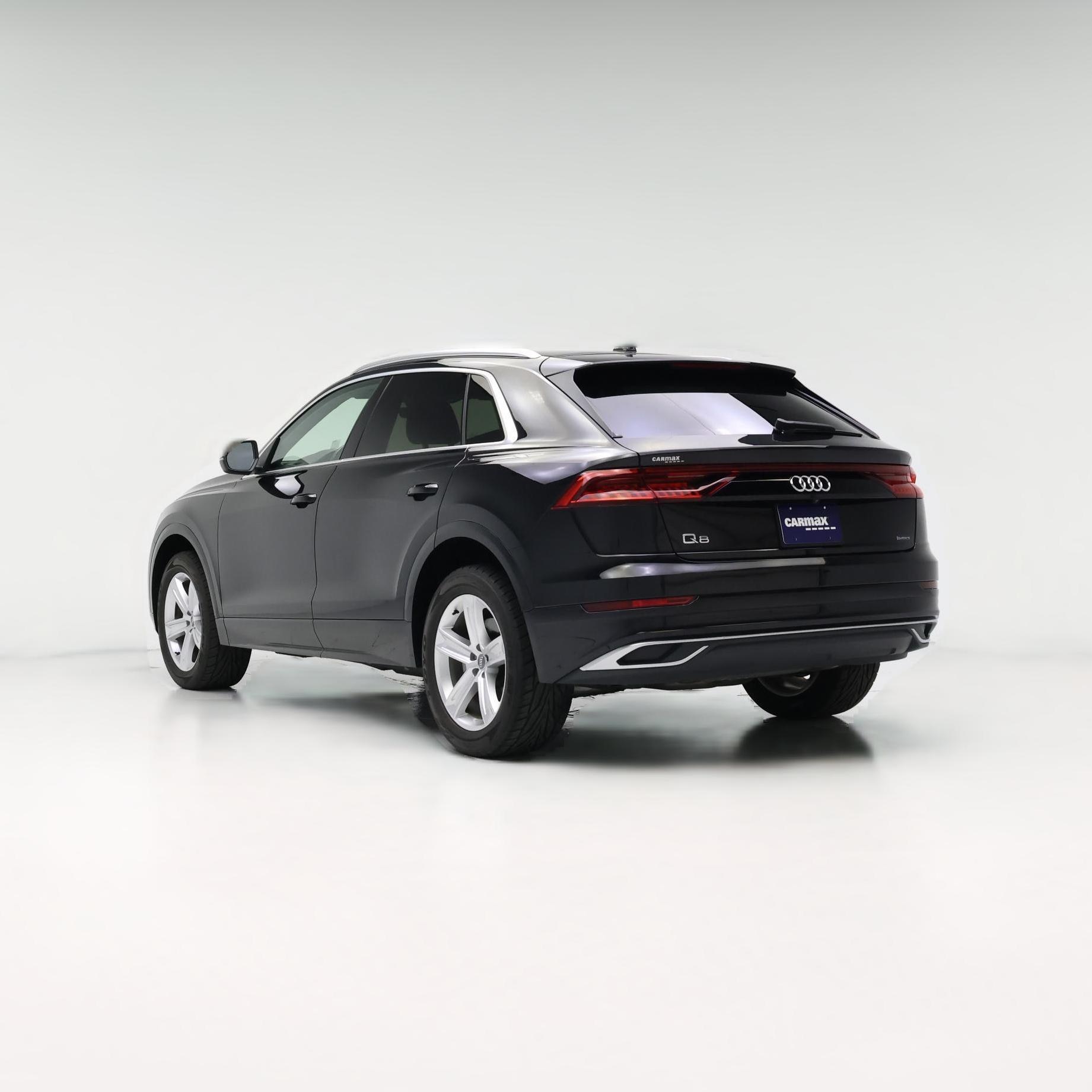 Thumbnail: 2020 Audi Q8 - 1