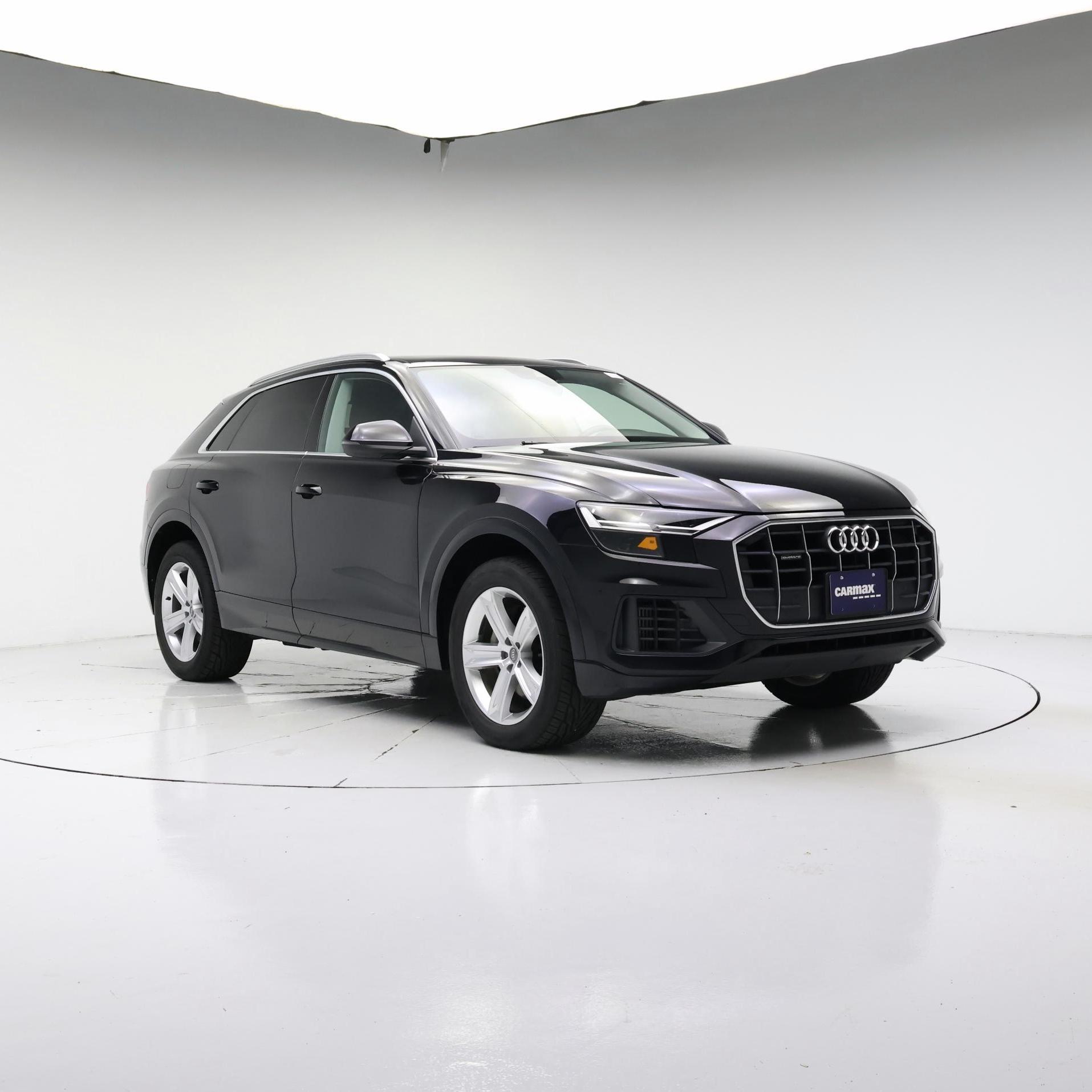 Thumbnail: 2020 Audi Q8 - 2