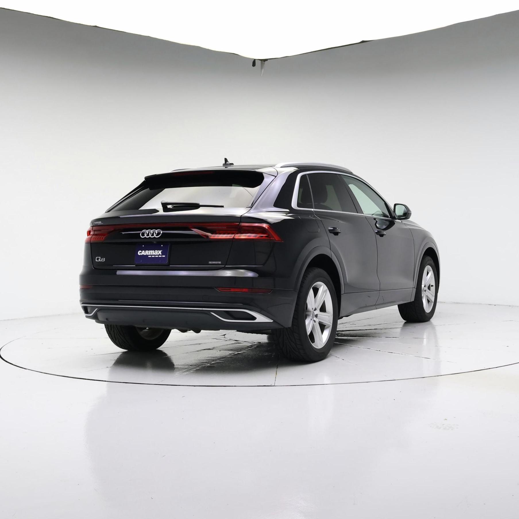 Thumbnail: 2020 Audi Q8 - 4