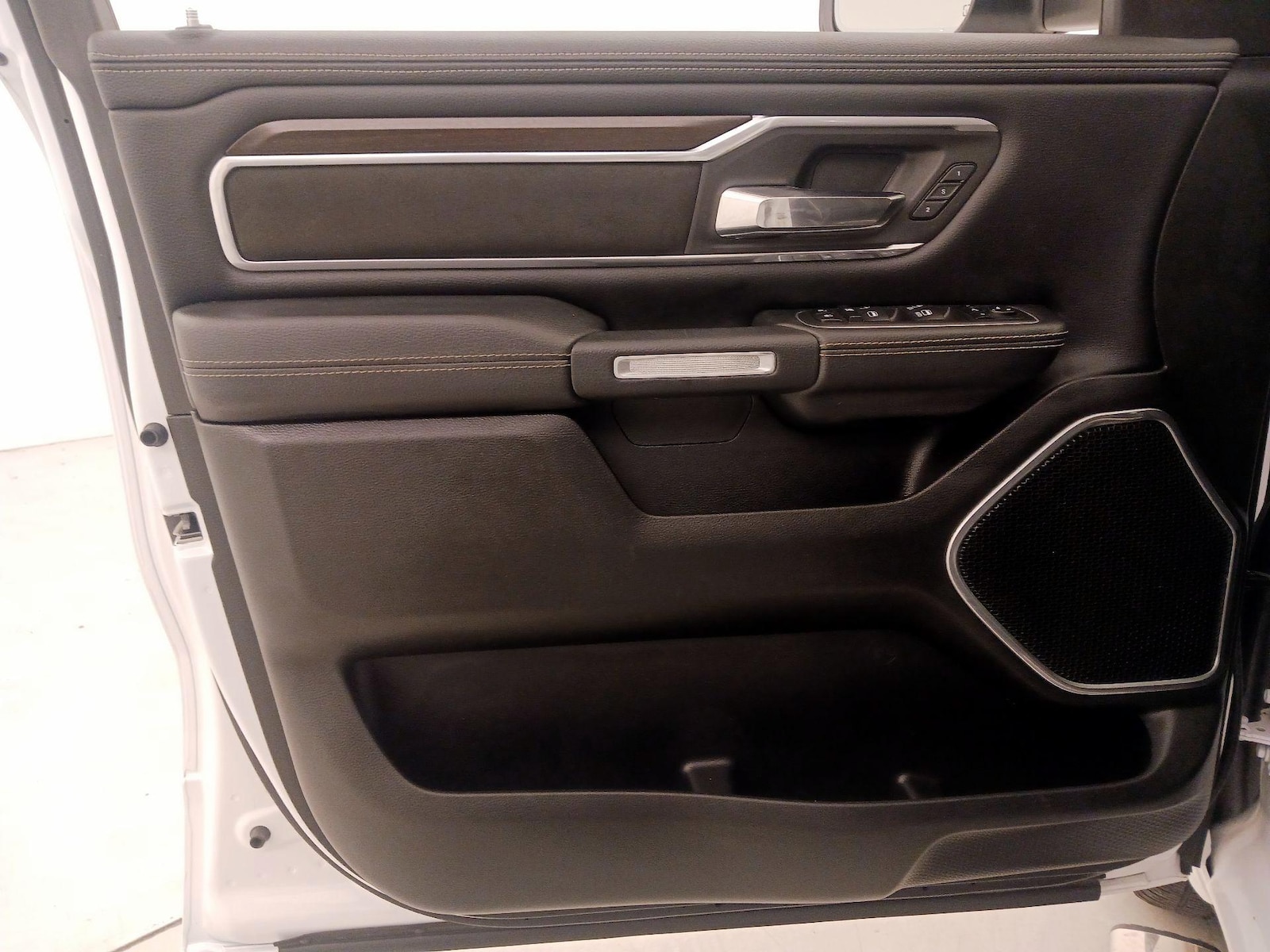 2022 RAM Ram 1500 Pickup Laramie - Photo 13
