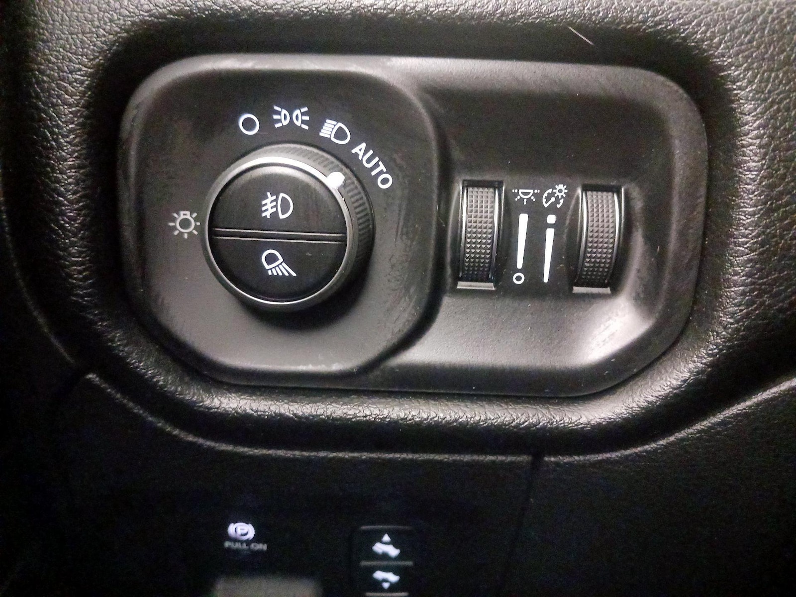 2022 RAM Ram 1500 Pickup Laramie - Photo 14