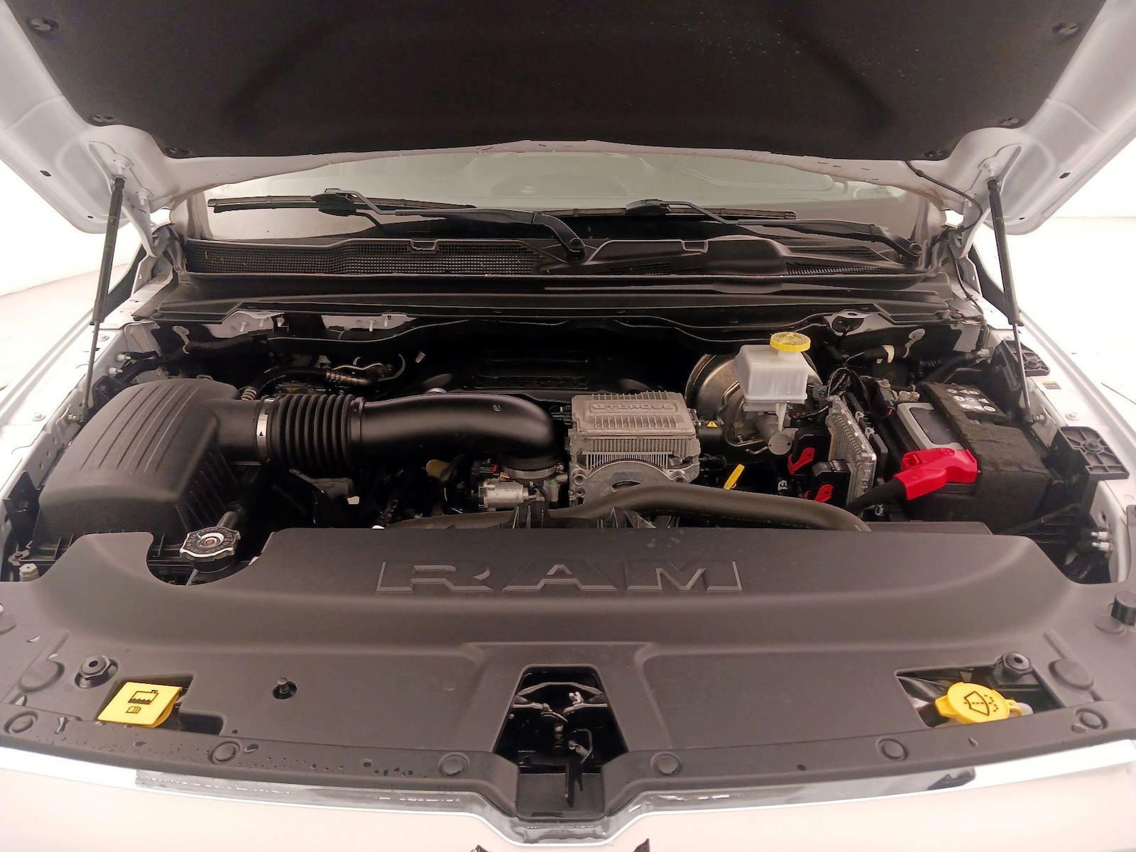 2022 RAM Ram 1500 Pickup Laramie - Photo 23
