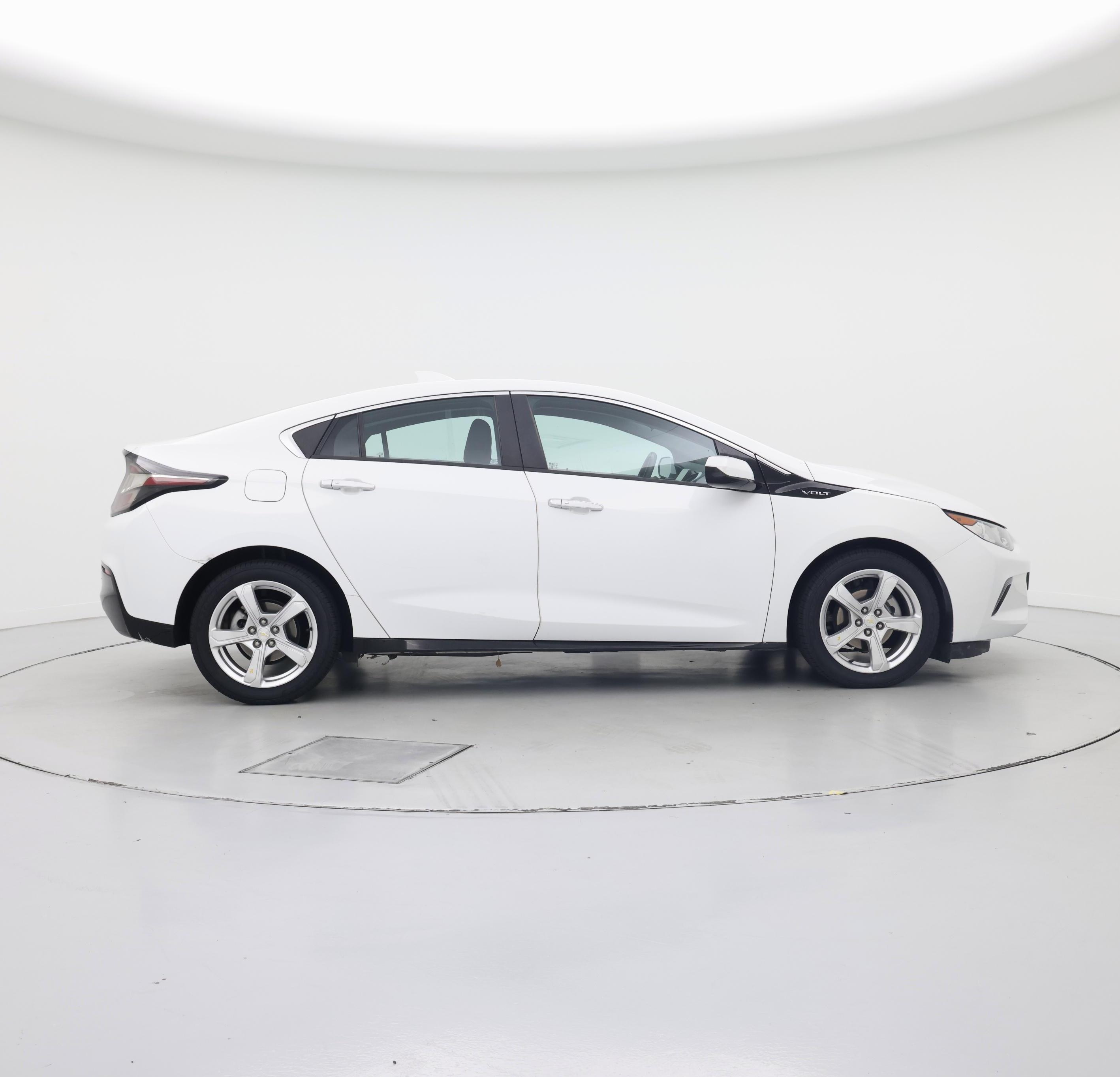 Thumbnail: 2017 Chevrolet Volt - 7