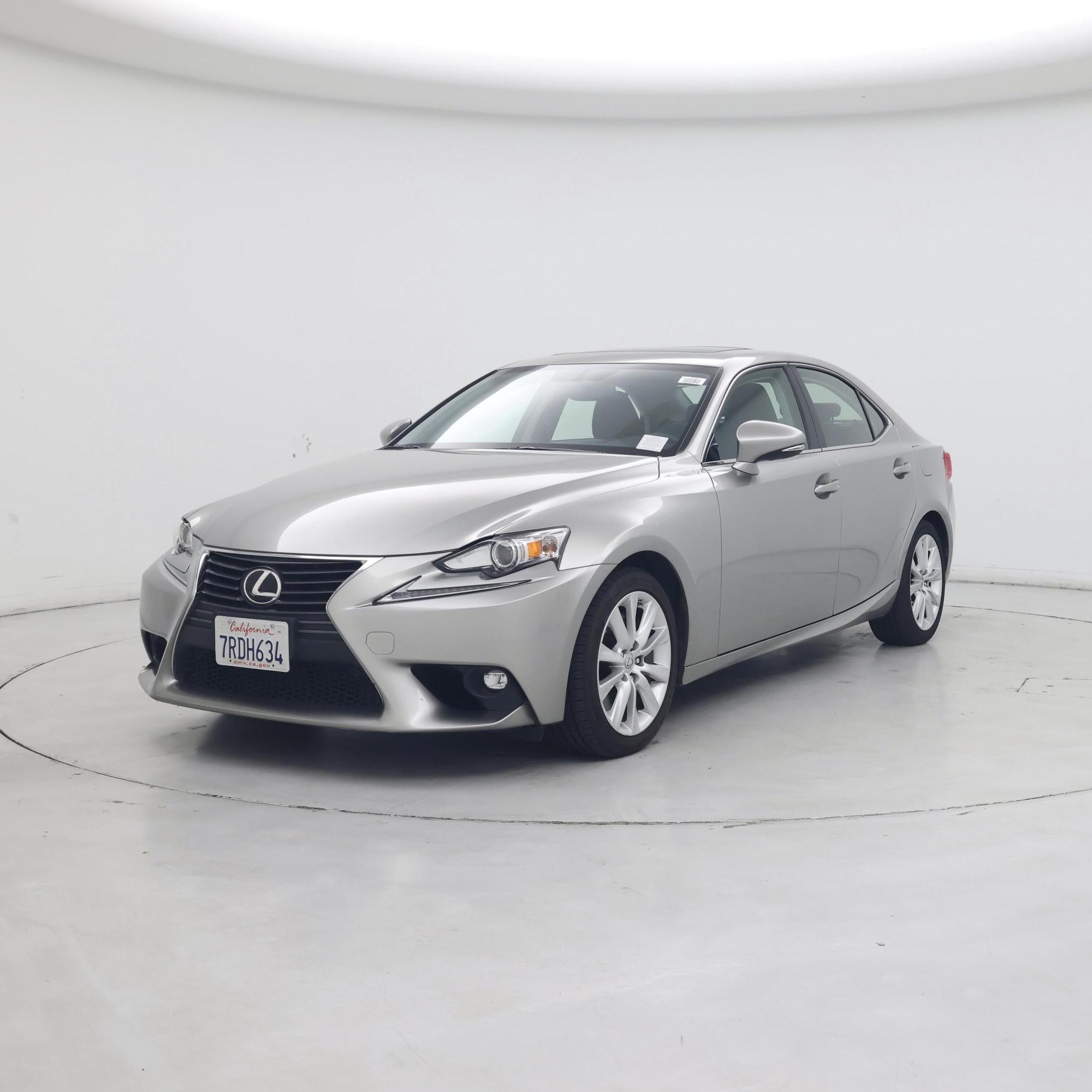 Thumbnail: 2016 Lexus IS - 4