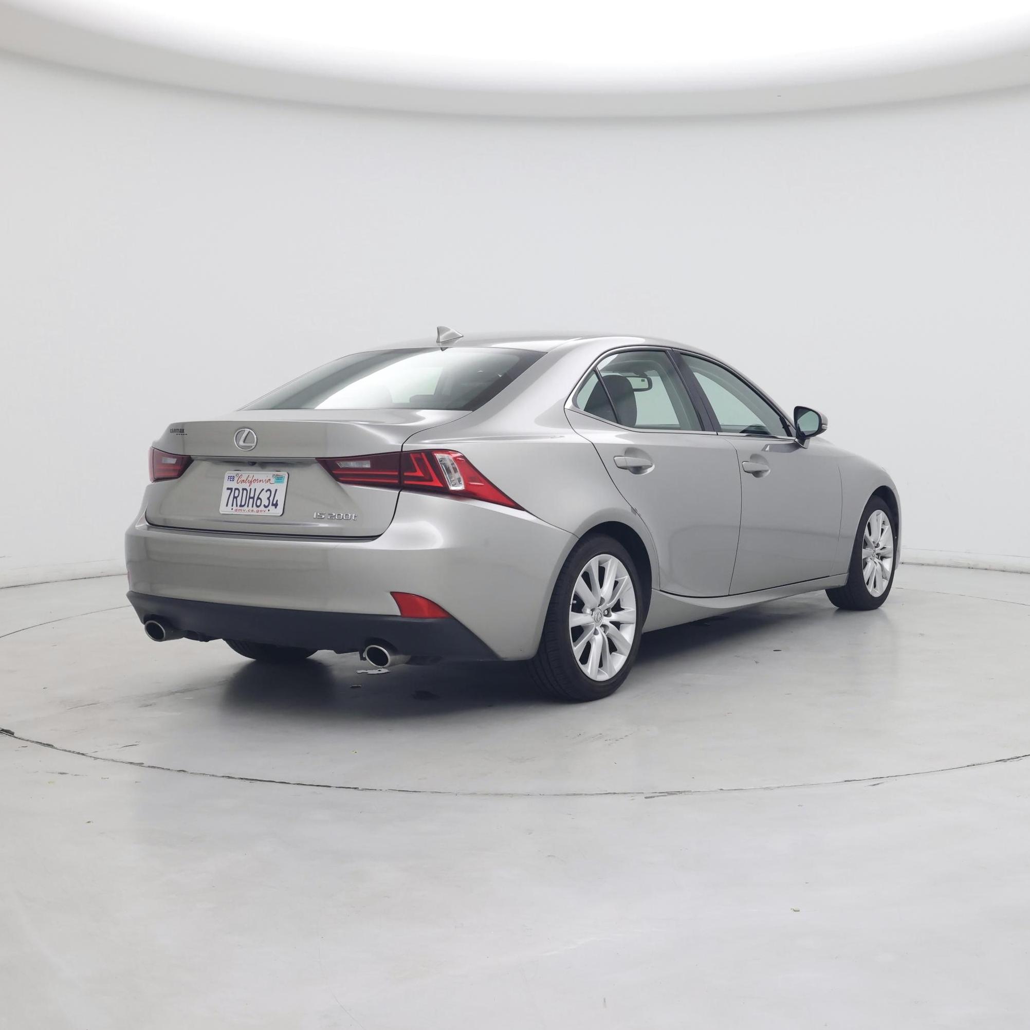 Thumbnail: 2016 Lexus IS - 8