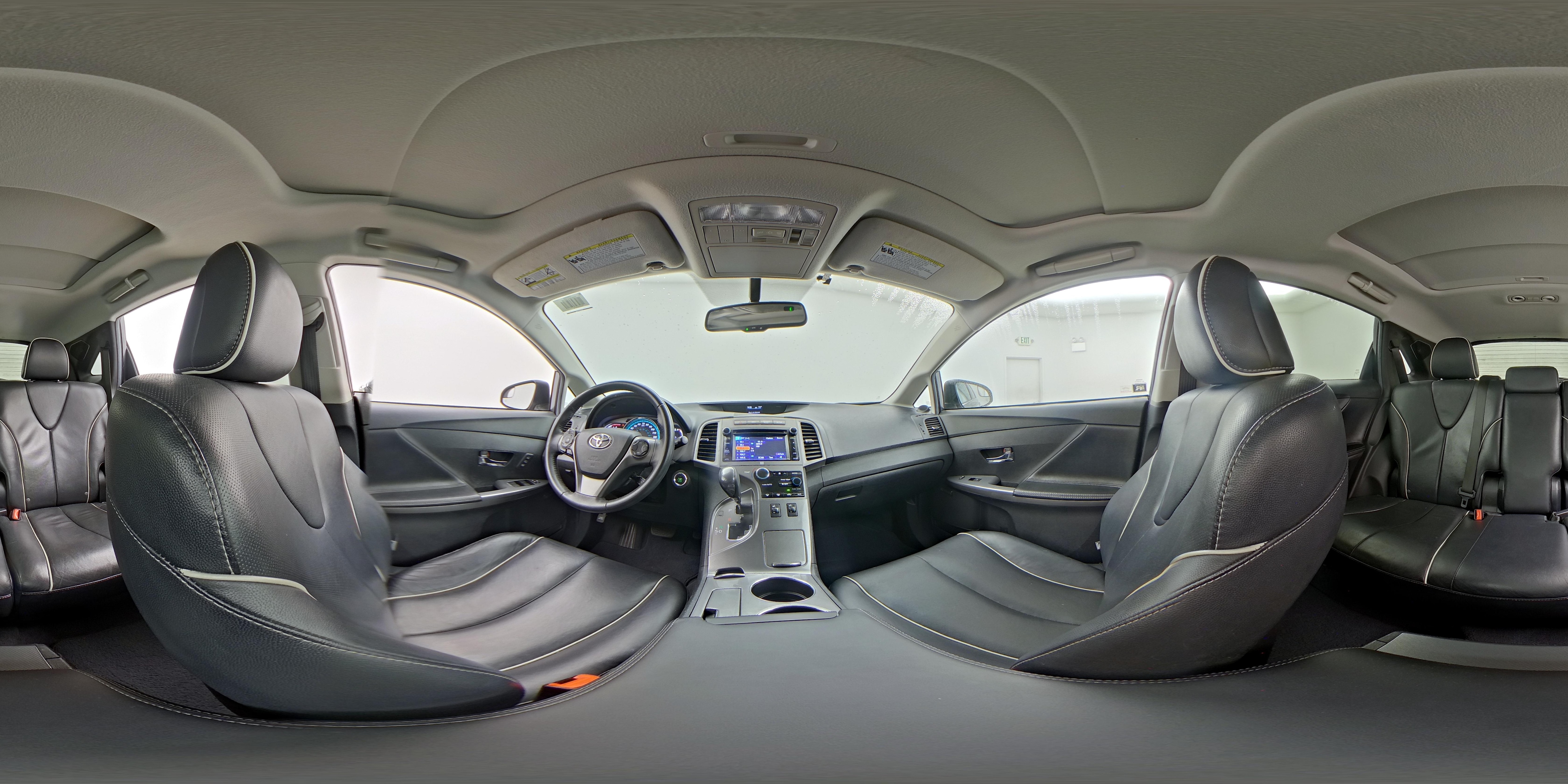 2014 Toyota Venza XLE - Photo 26