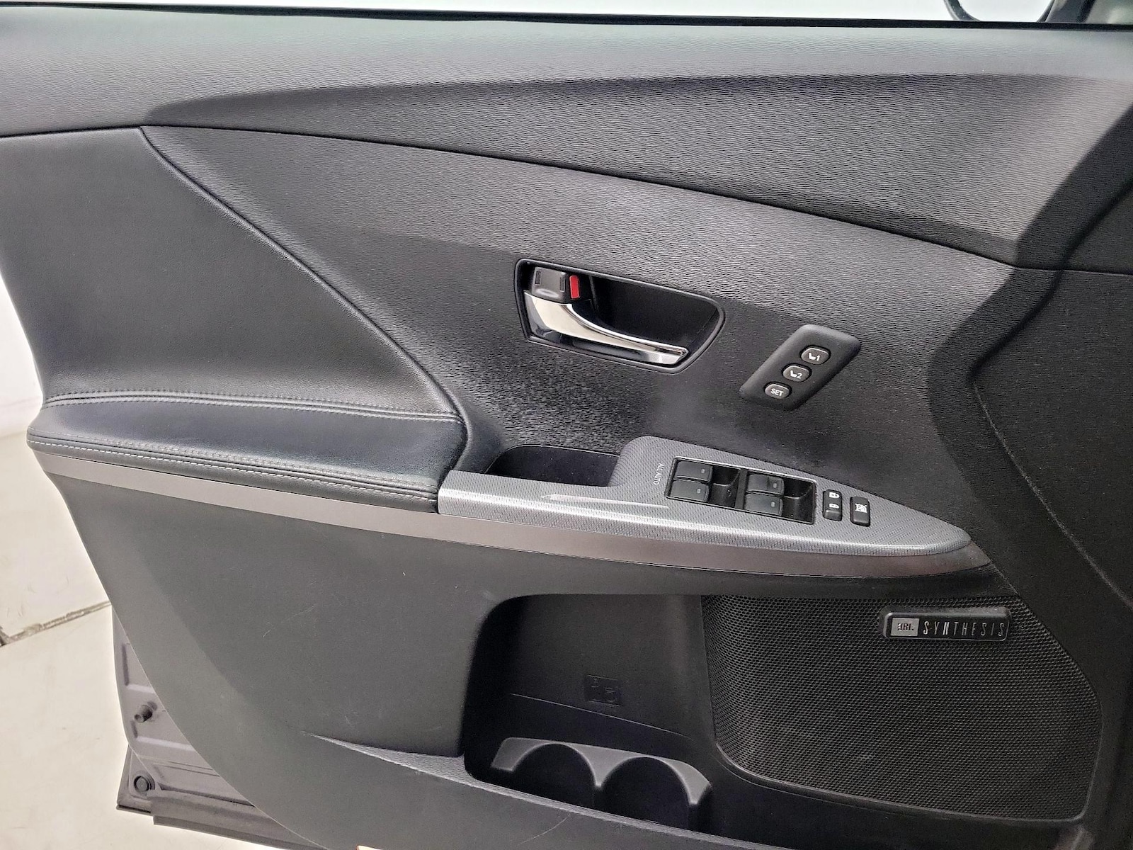 2014 Toyota Venza XLE - Photo 13