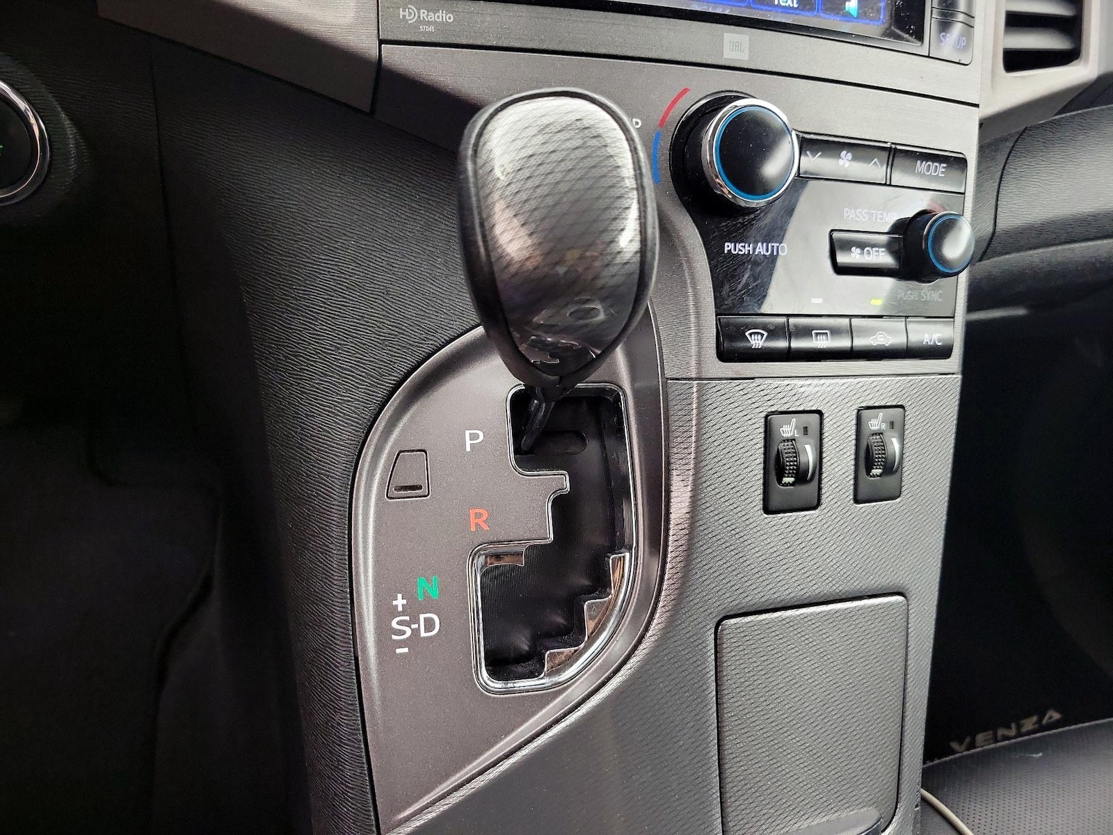 2014 Toyota Venza XLE - Photo 18