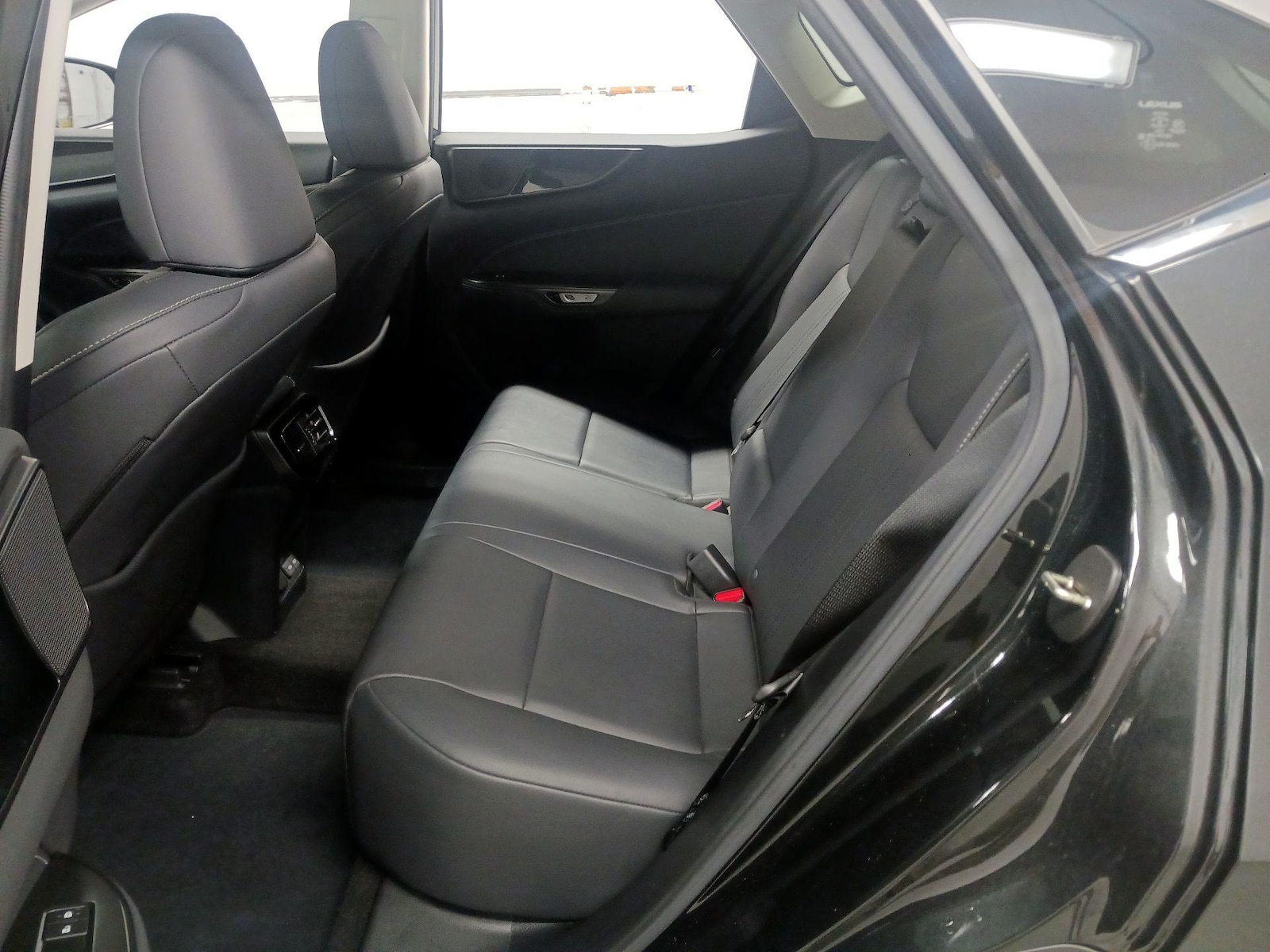 2024 Lexus NX 250 - Photo 21