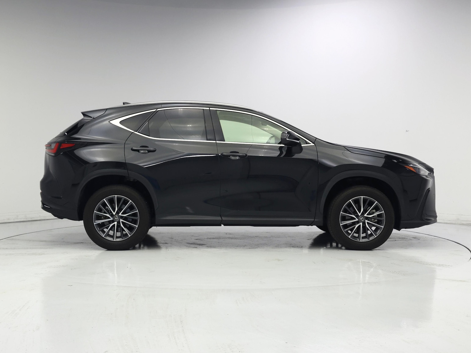 2024 Lexus NX 250 - Photo 8