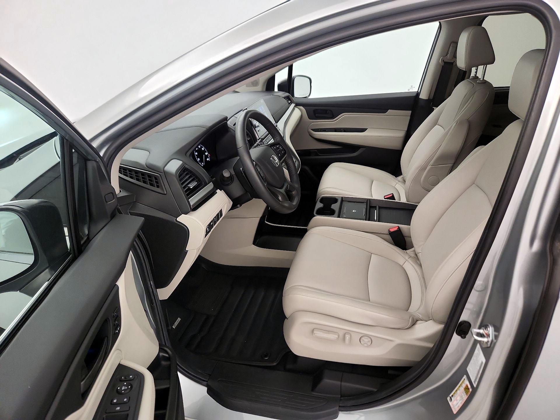 Thumbnail: 2025 Honda Odyssey - 11