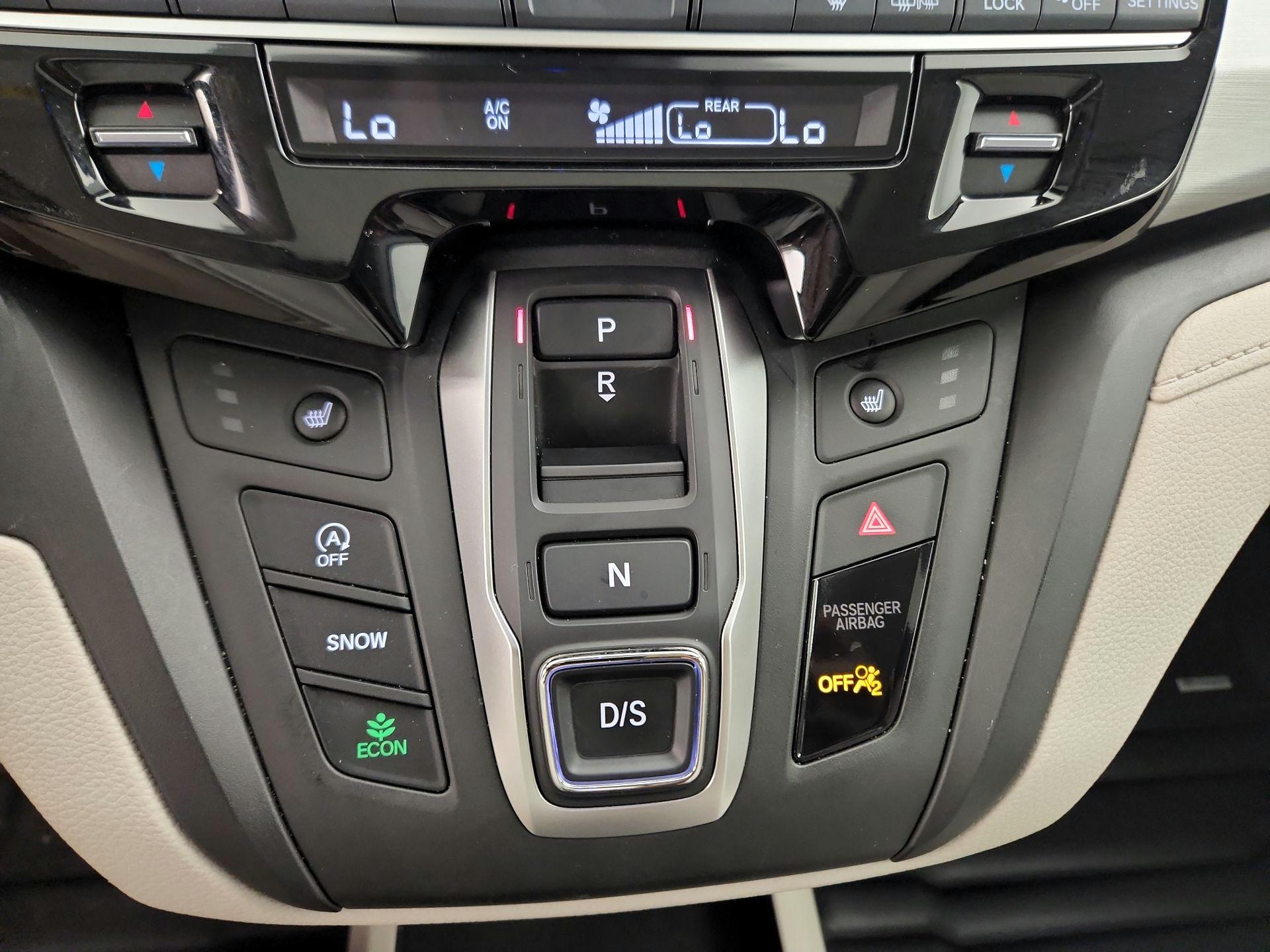 Thumbnail: 2025 Honda Odyssey - 16