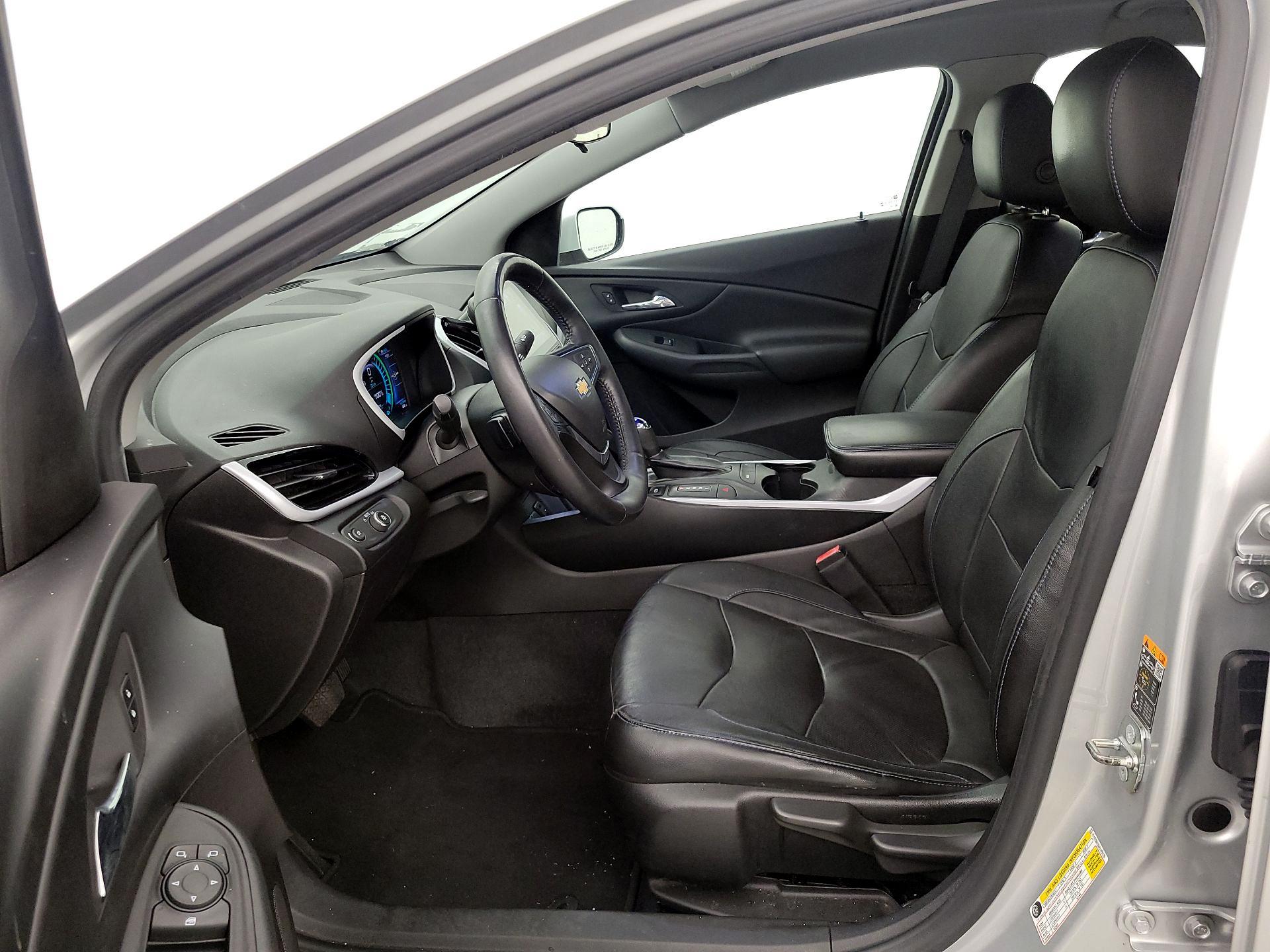 Thumbnail: 2018 Chevrolet Volt - 11