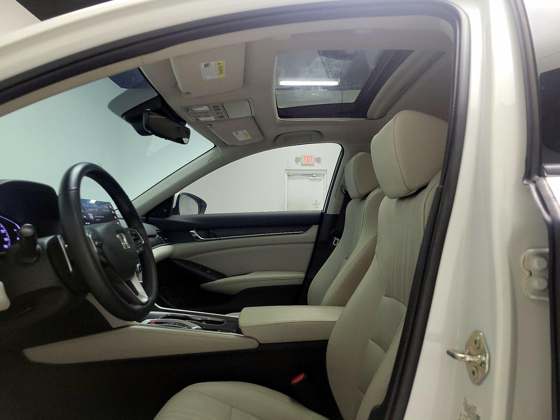 Thumbnail: 2019 Honda Accord - 20