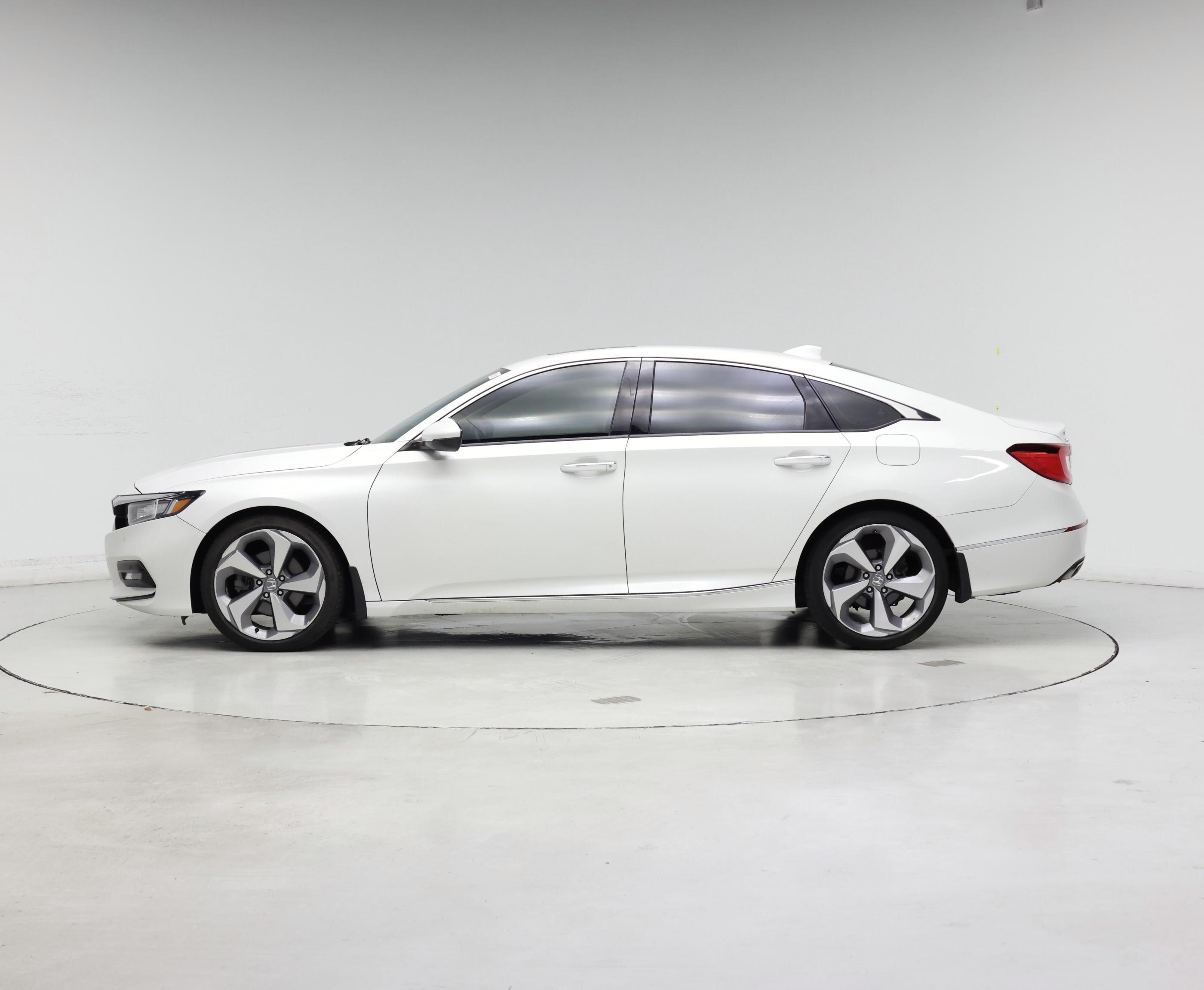 Thumbnail: 2019 Honda Accord - 3