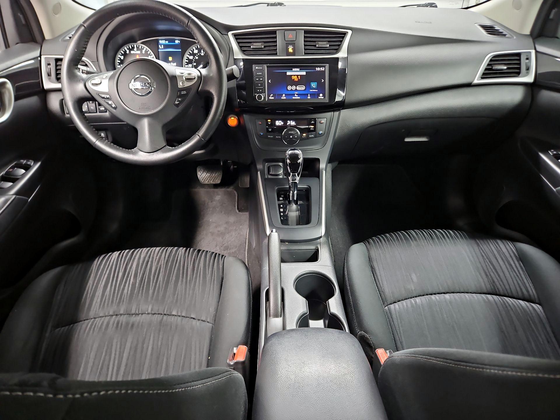 Thumbnail: 2019 Nissan Sentra - 9