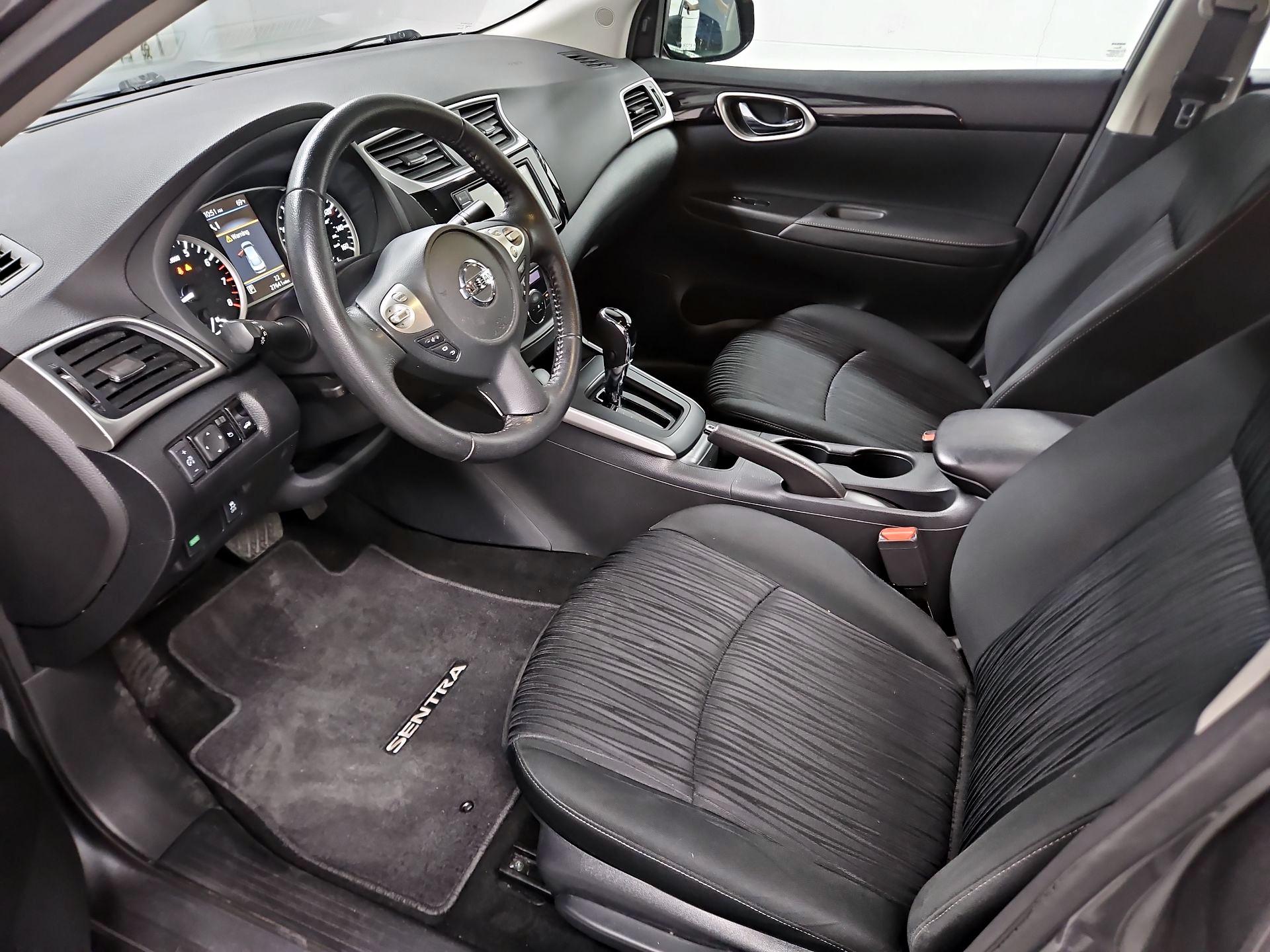 Thumbnail: 2019 Nissan Sentra - 11