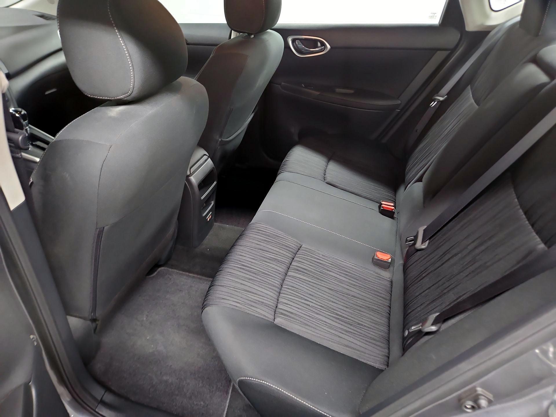 Thumbnail: 2019 Nissan Sentra - 20
