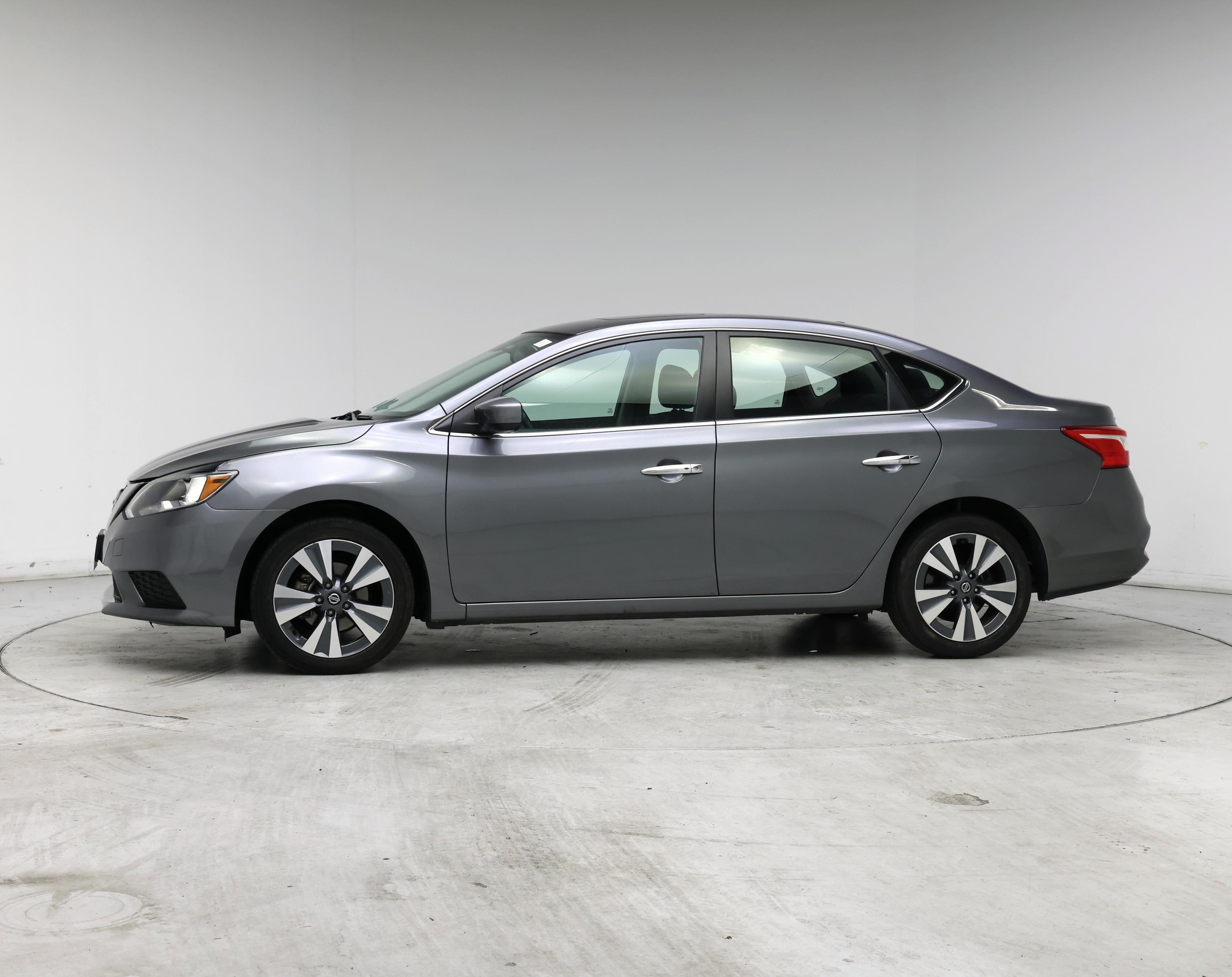 Thumbnail: 2019 Nissan Sentra - 3