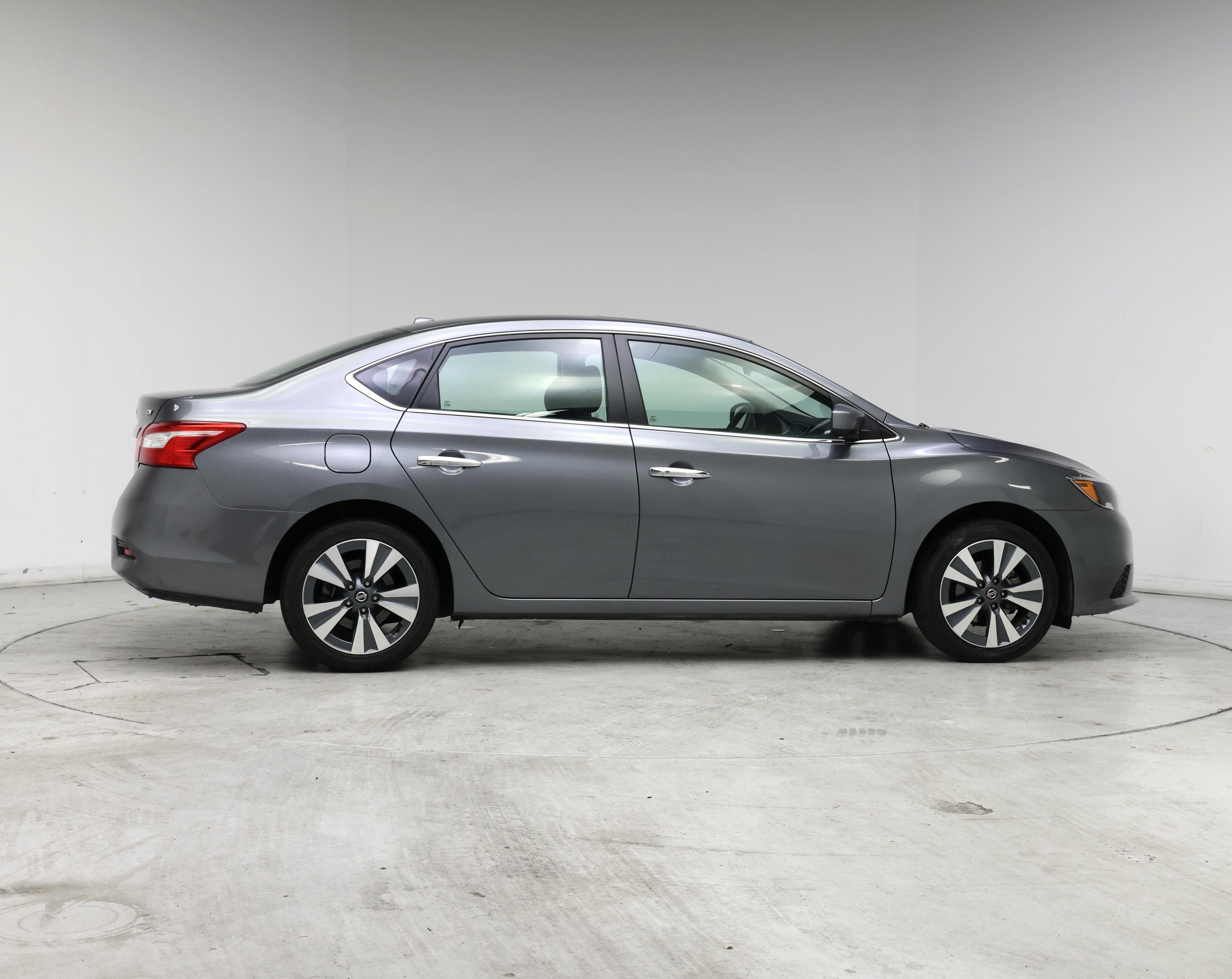 Thumbnail: 2019 Nissan Sentra - 7