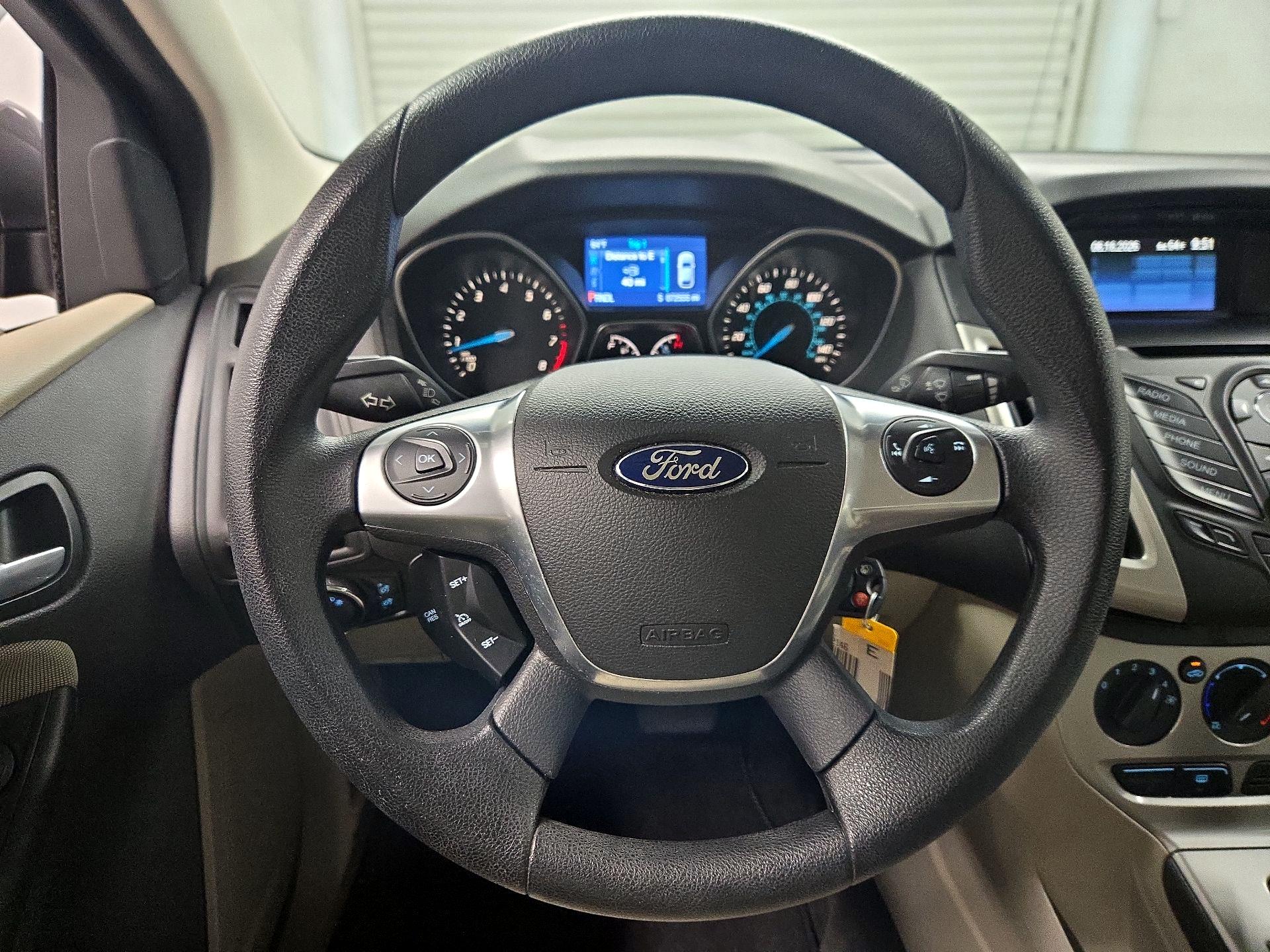 Thumbnail: 2014 Ford Focus - 10