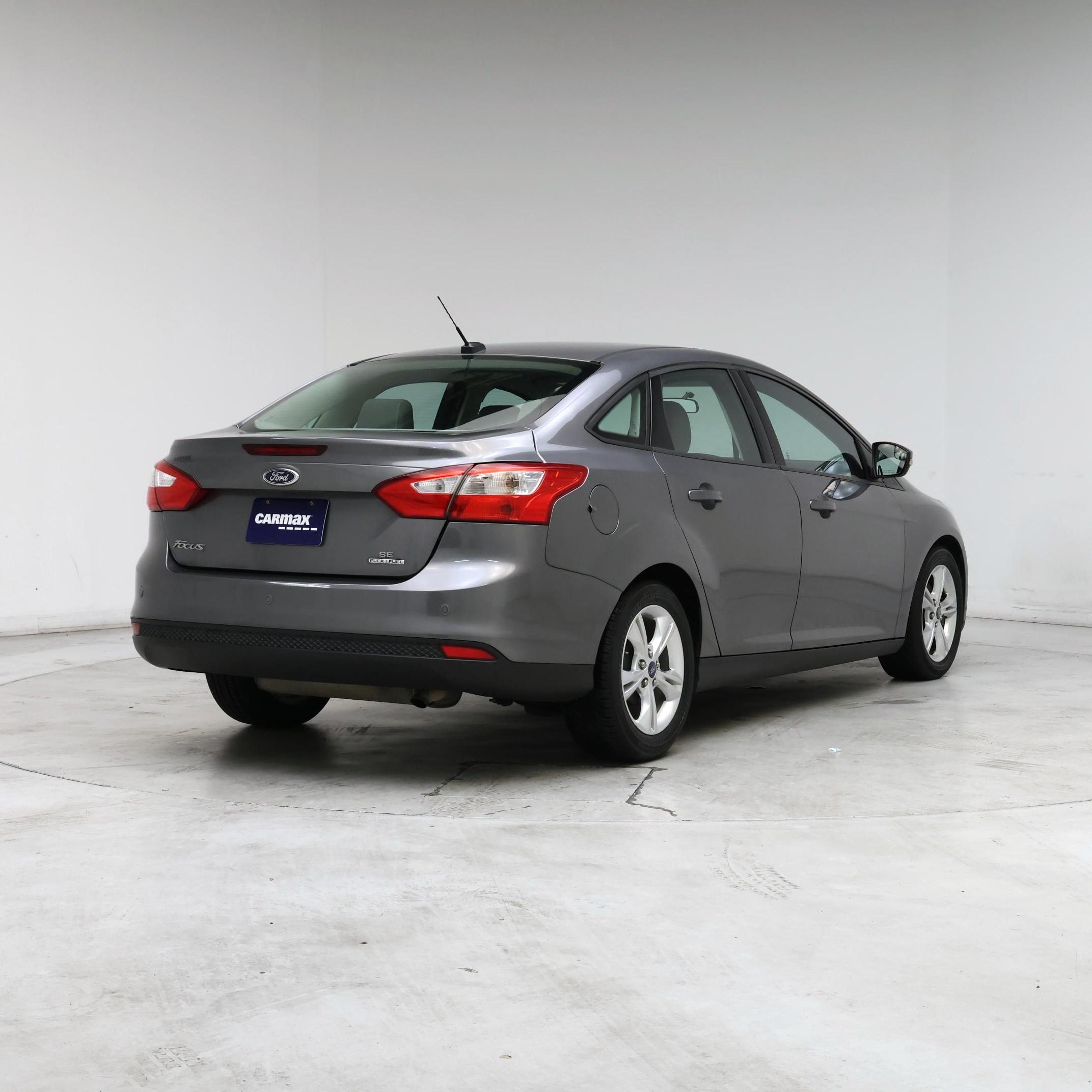Thumbnail: 2014 Ford Focus - 8