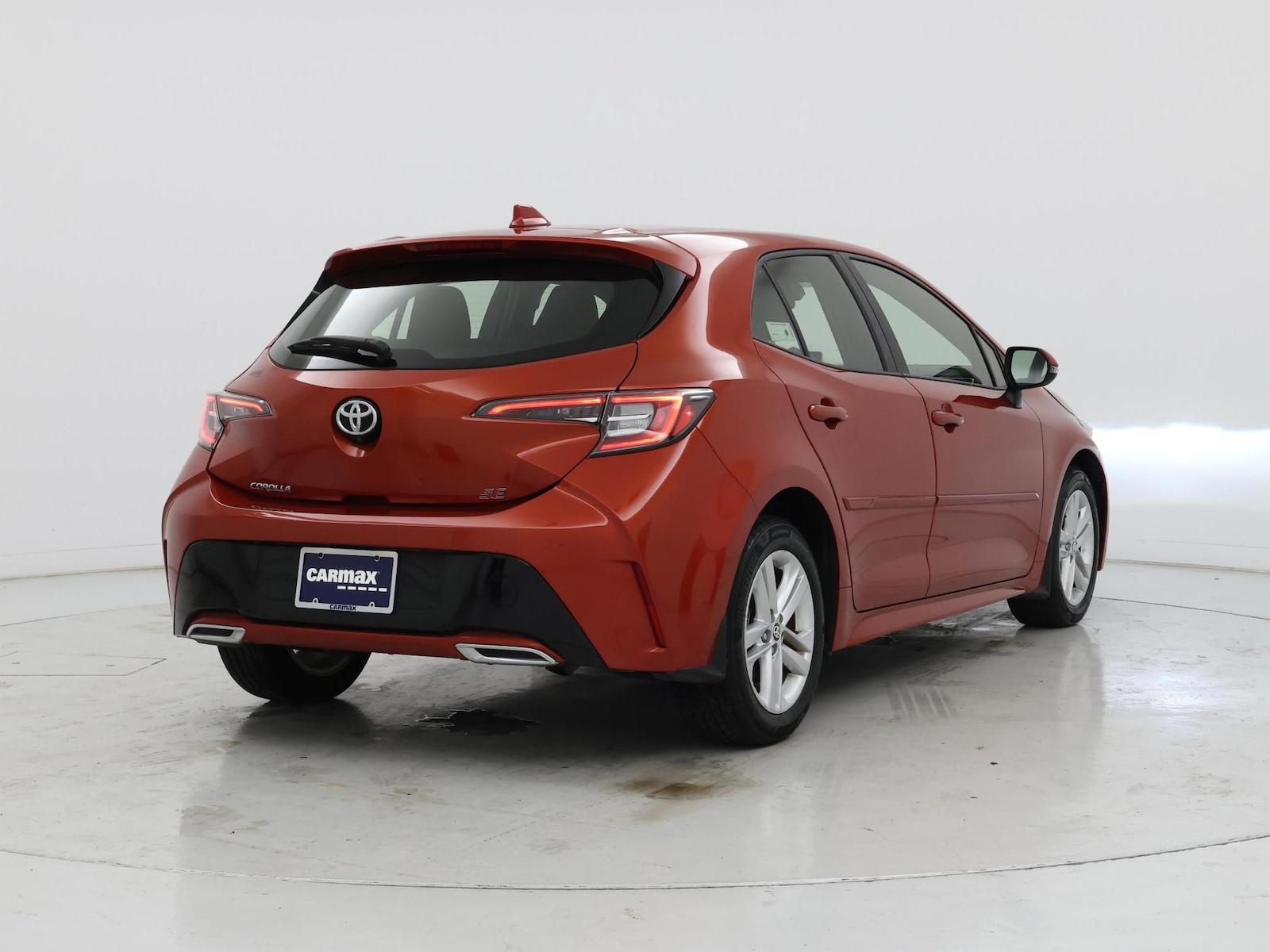 2020 Toyota Corolla Hatchback SE - Photo 9