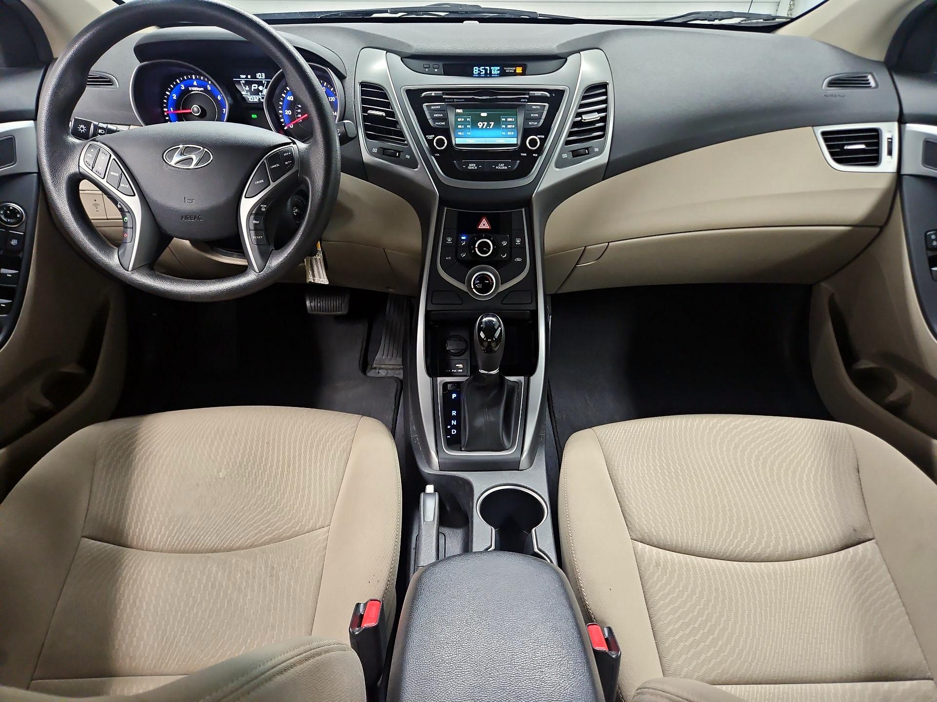 Thumbnail: 2015 Hyundai Elantra - 9