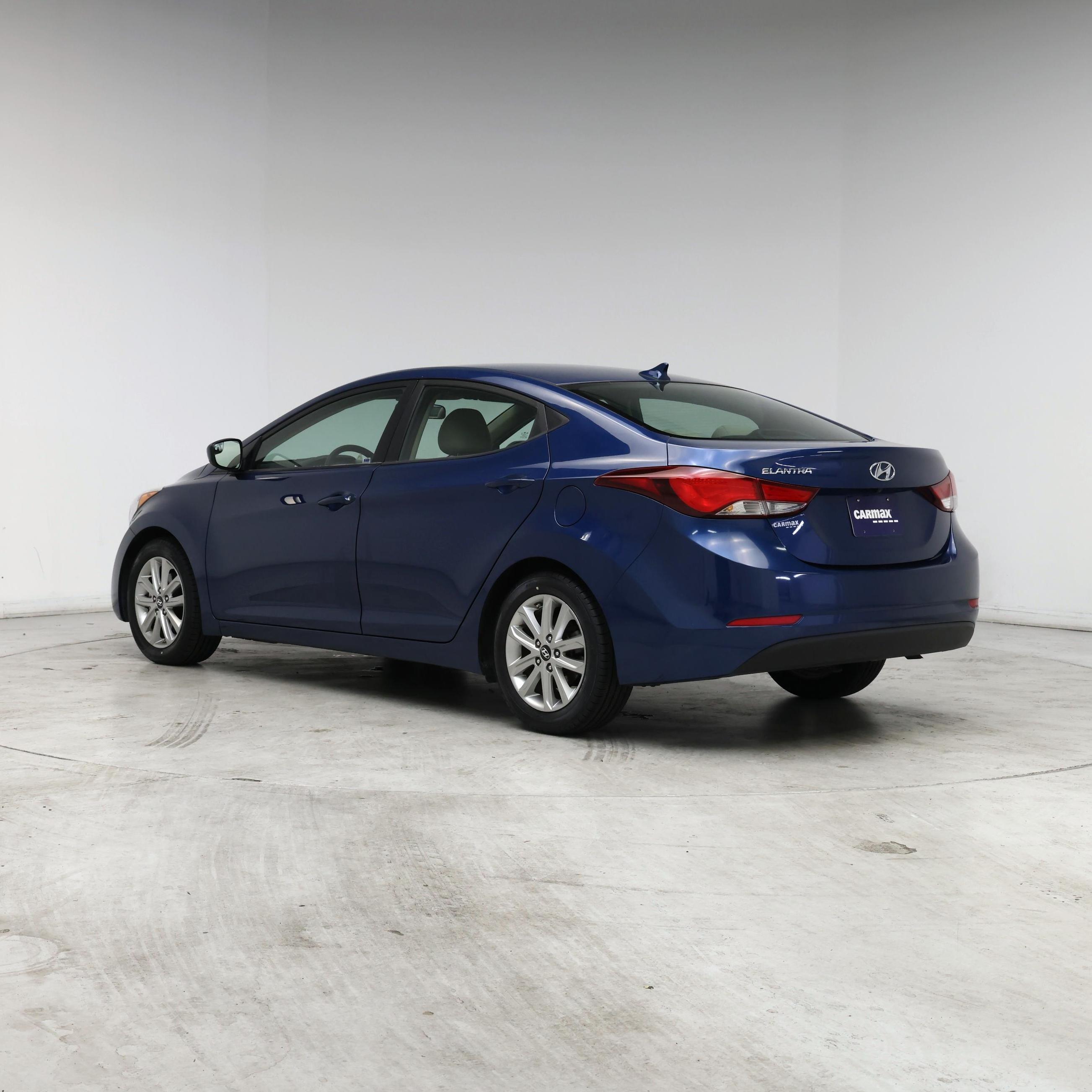 Thumbnail: 2015 Hyundai Elantra - 2