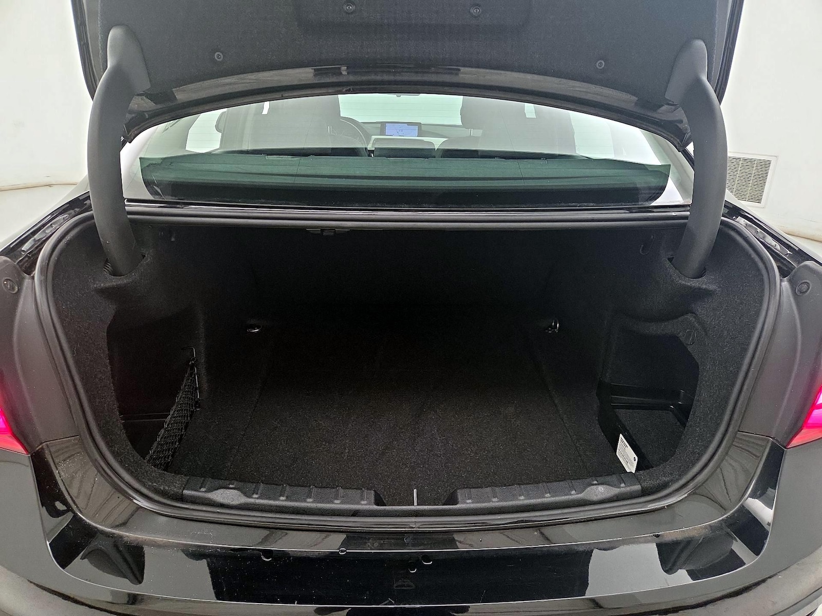 2018 BMW 3 Series 320i - Photo 23