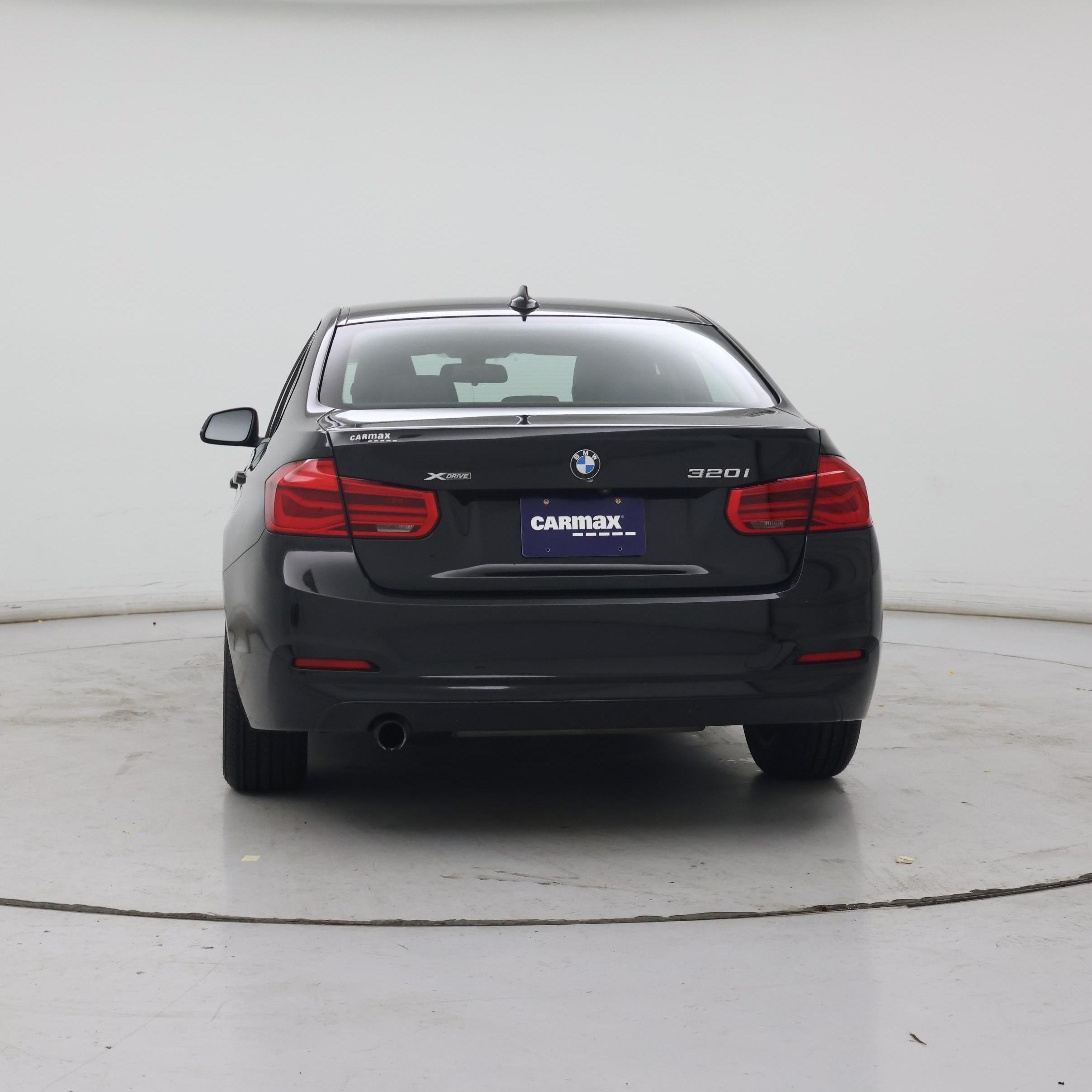 Thumbnail: 2018 BMW 3 Series - 6