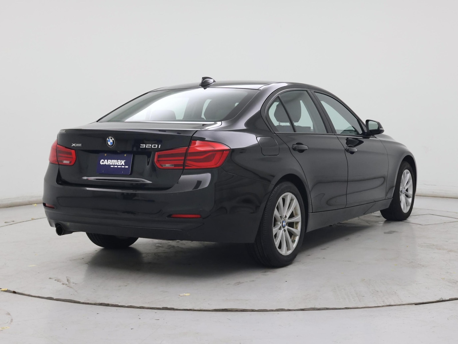 2018 BMW 3 Series 320i - Photo 9