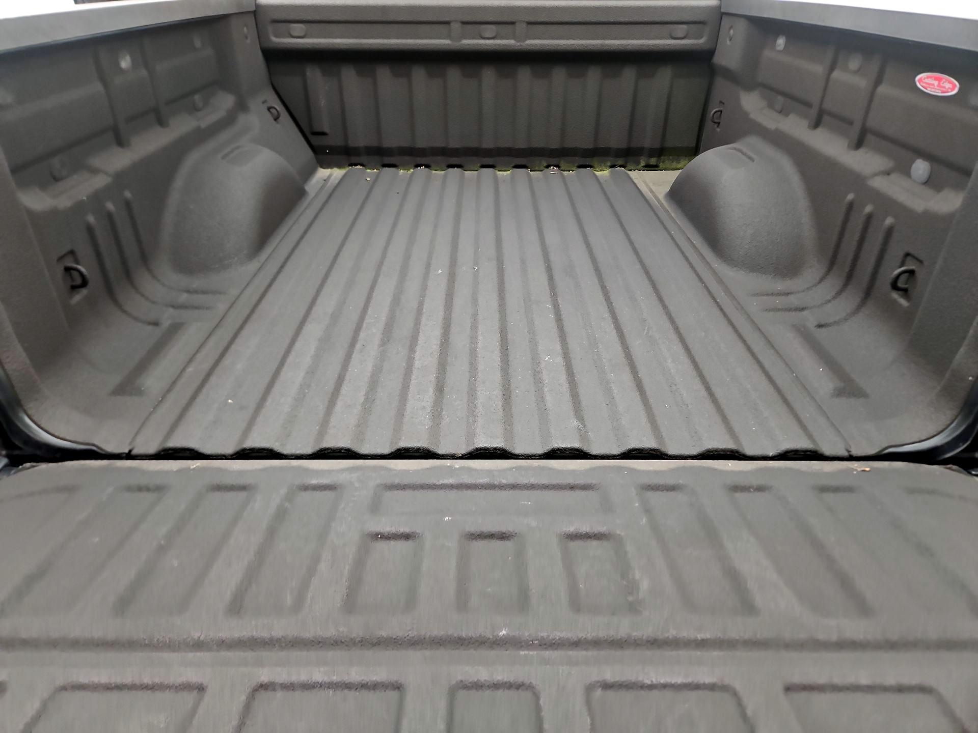 Thumbnail: 2015 GMC Canyon - 20