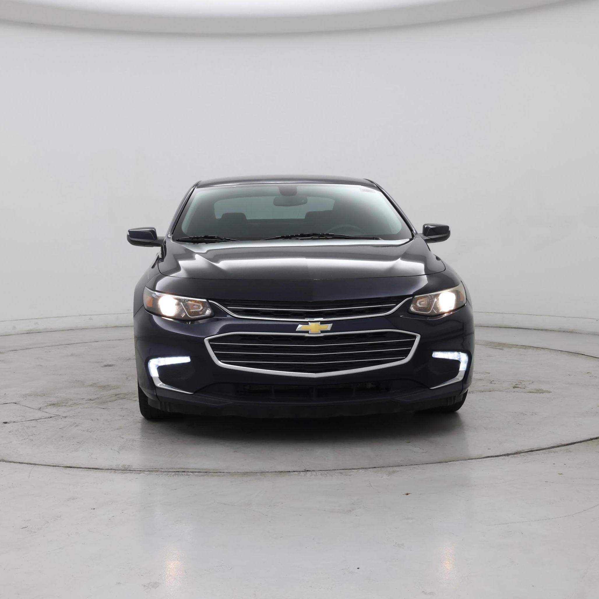 Thumbnail: 2018 Chevrolet Malibu - 5