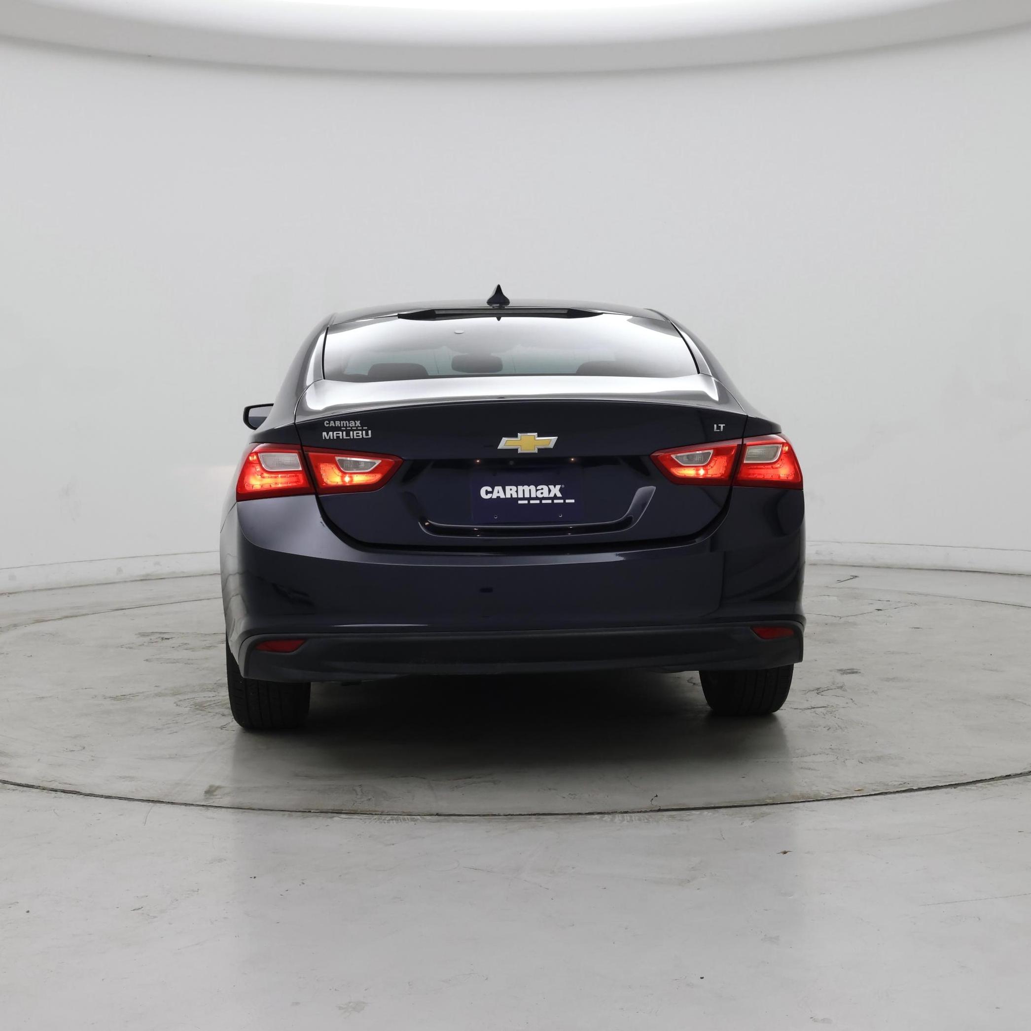 Thumbnail: 2018 Chevrolet Malibu - 6