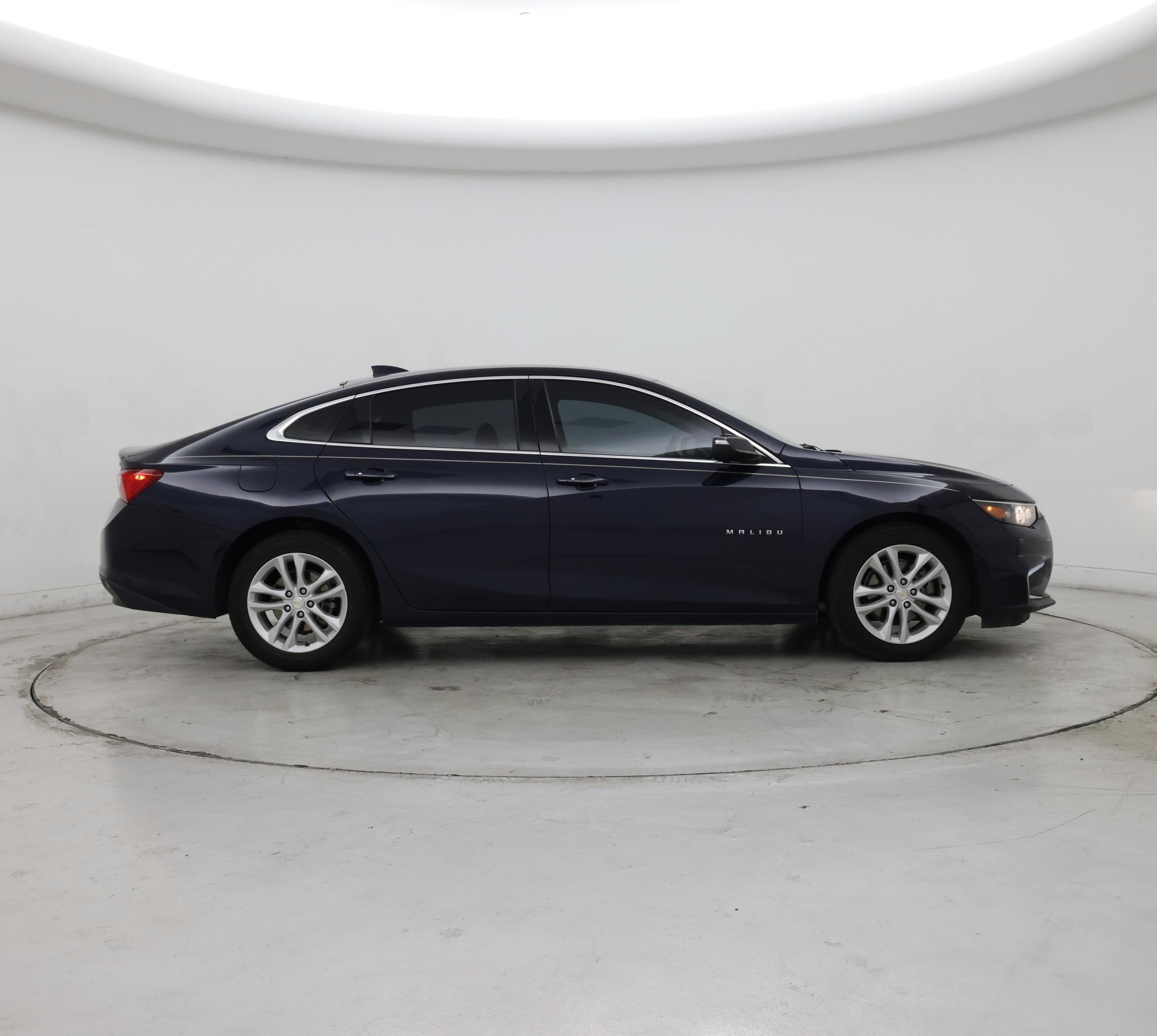 Thumbnail: 2018 Chevrolet Malibu - 7