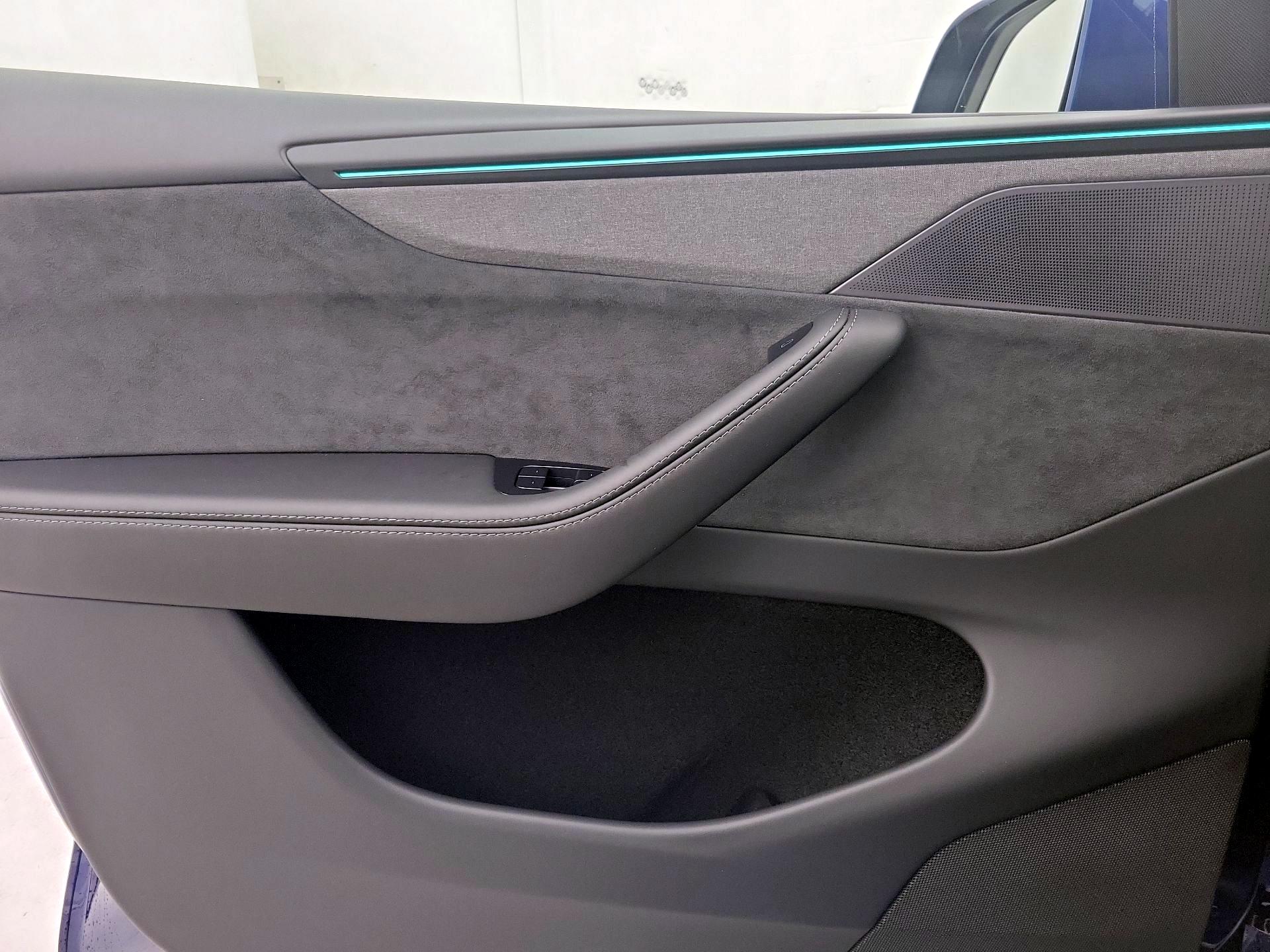 Thumbnail: 2026 Tesla Model Y - 12