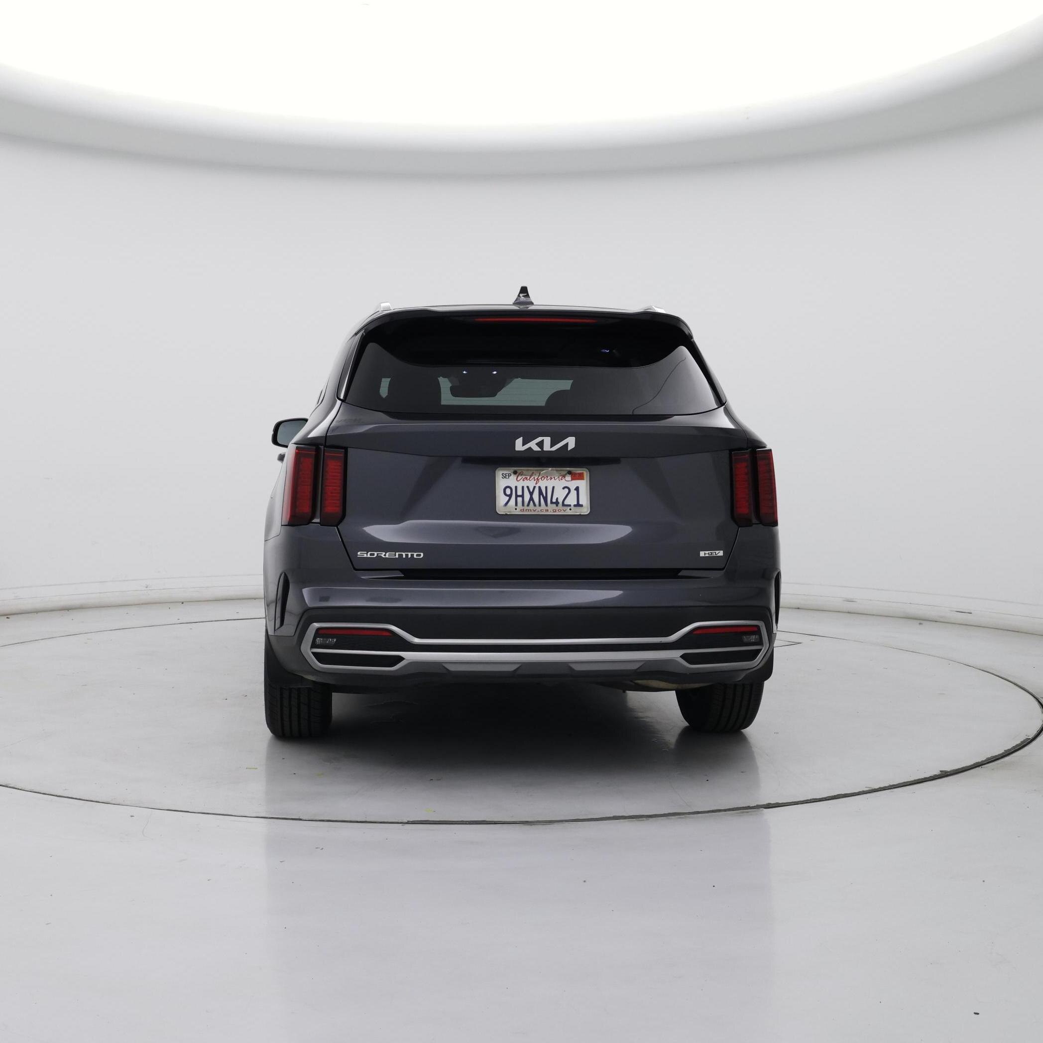 Thumbnail: 2023 Kia Sorento - 6