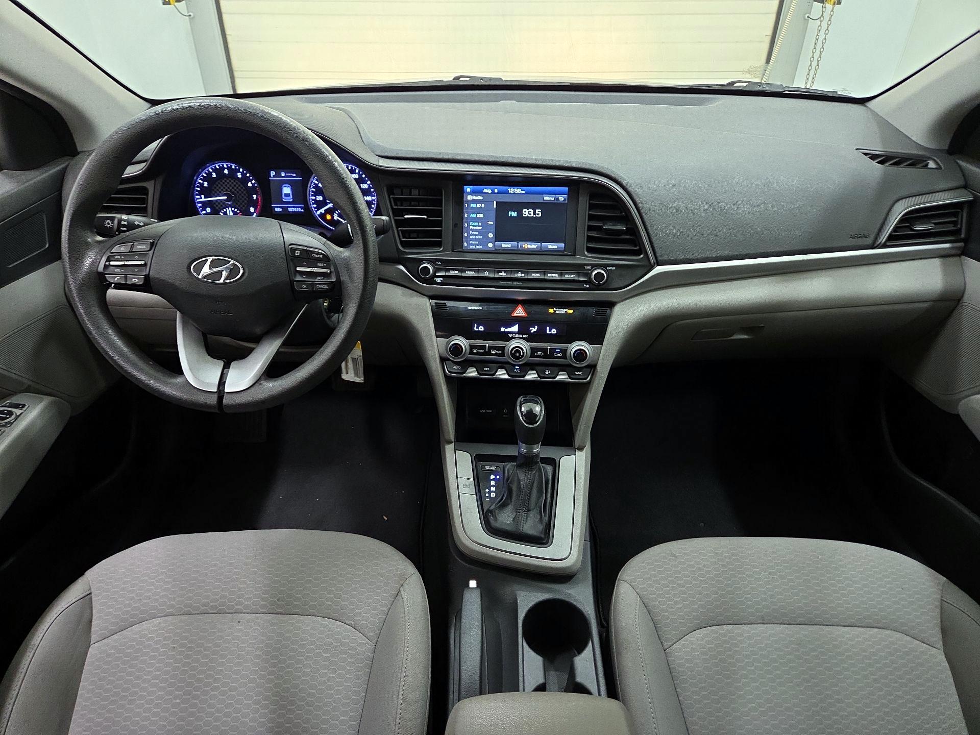 Thumbnail: 2020 Hyundai Elantra - 9