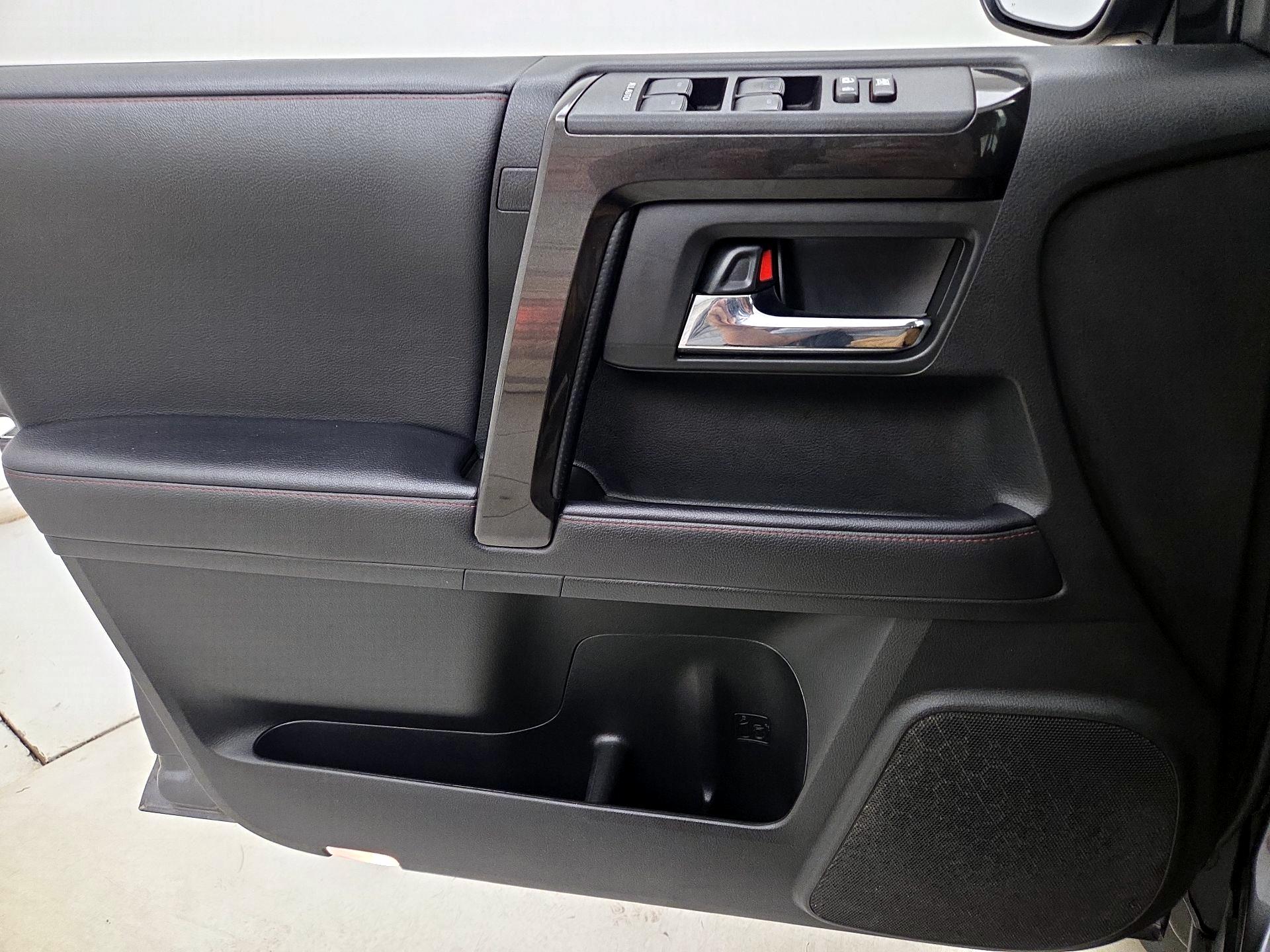 Thumbnail: 2023 Toyota 4Runner - 12