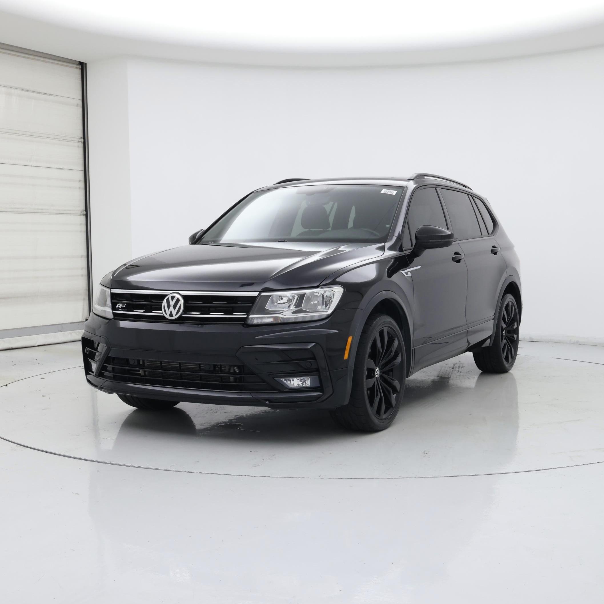 Thumbnail: 2021 Volkswagen Tiguan - 4