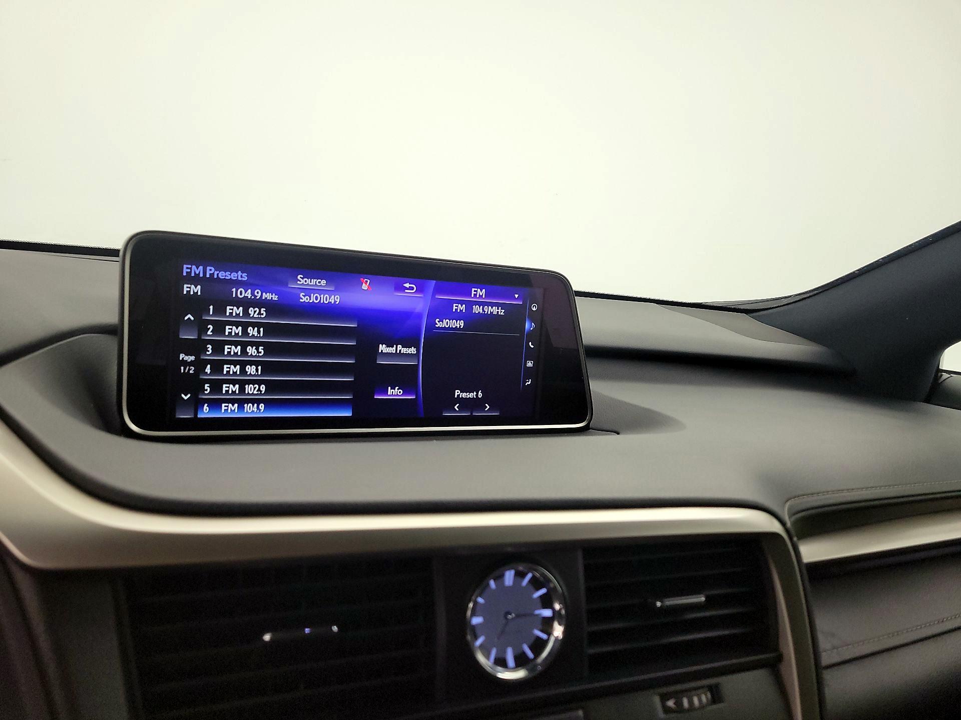 Thumbnail: 2016 Lexus RX - 15