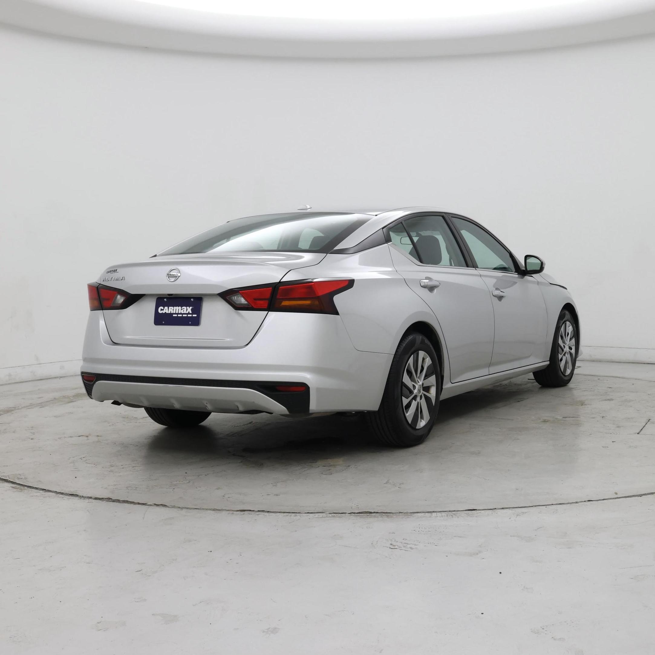 Thumbnail: 2020 Nissan Altima - 8