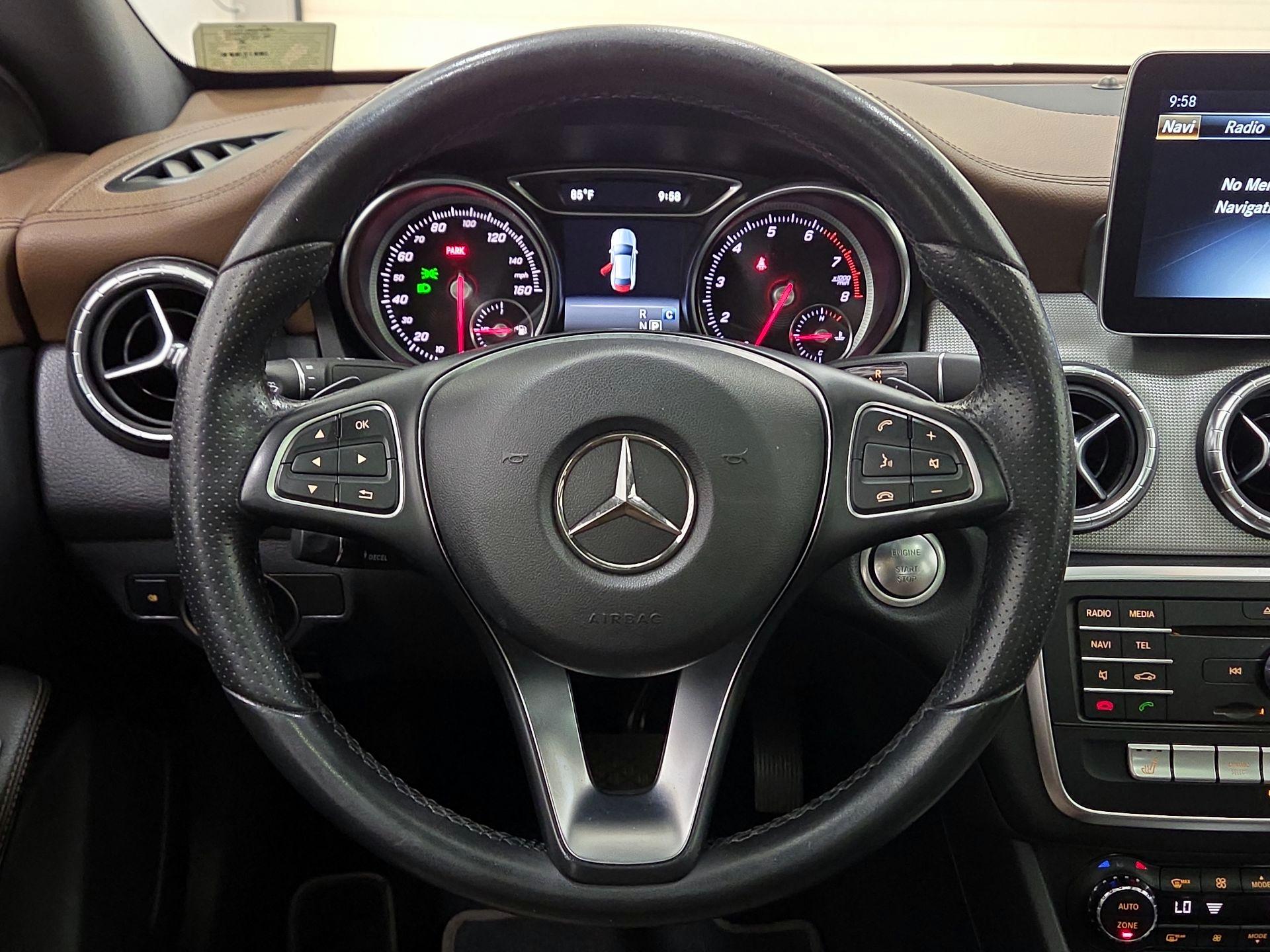 Thumbnail: 2018 Mercedes-Benz CLA - 10